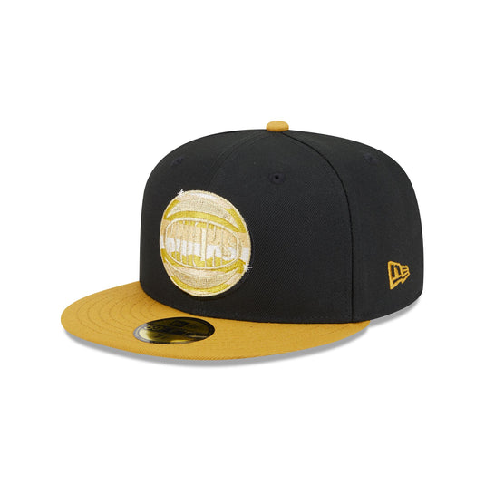 New York Knicks Metallic Gold Logo 59FIFTY Fitted Hat - New Era Cap