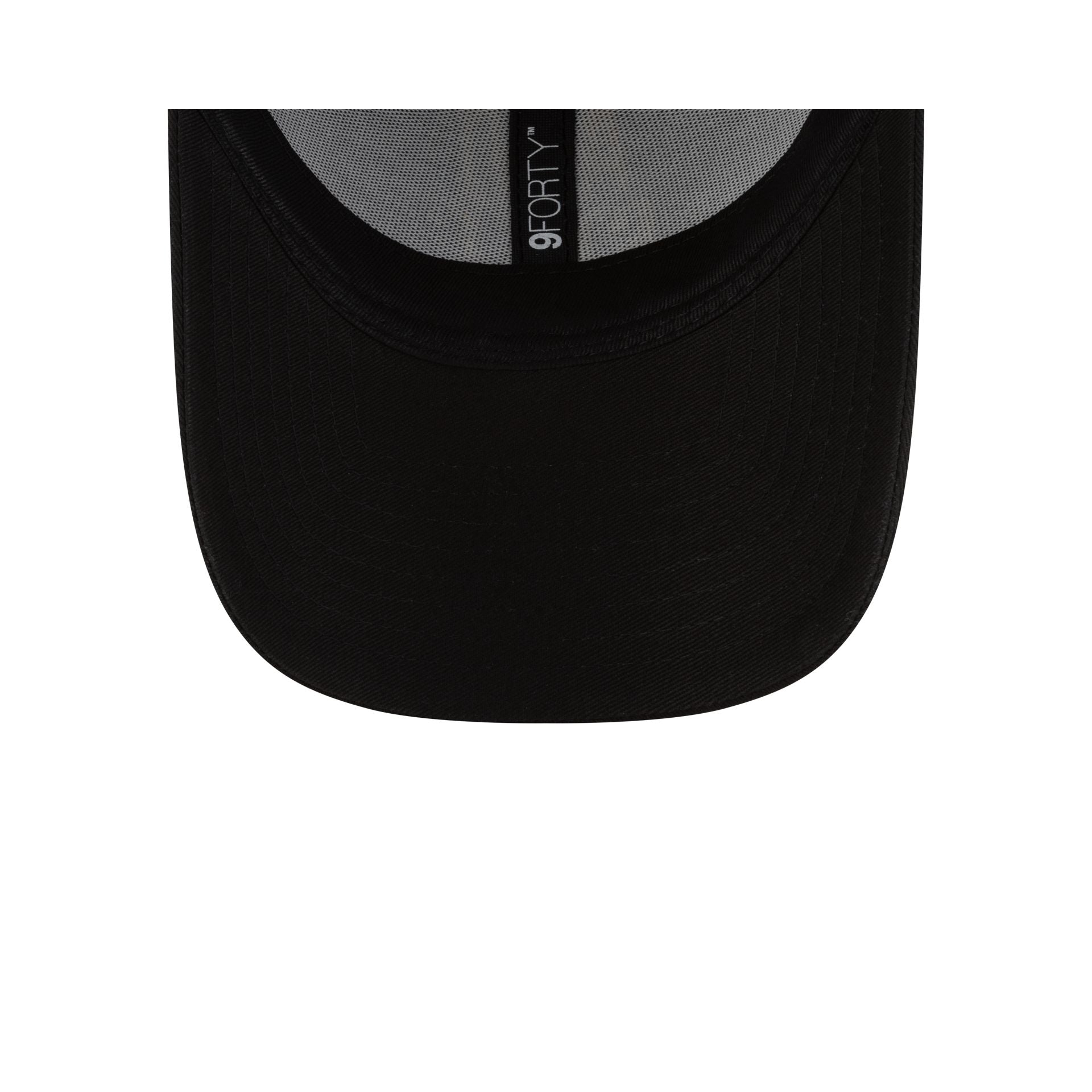 UFC Metallic Still Champ 9FORTY Adjustable Hat