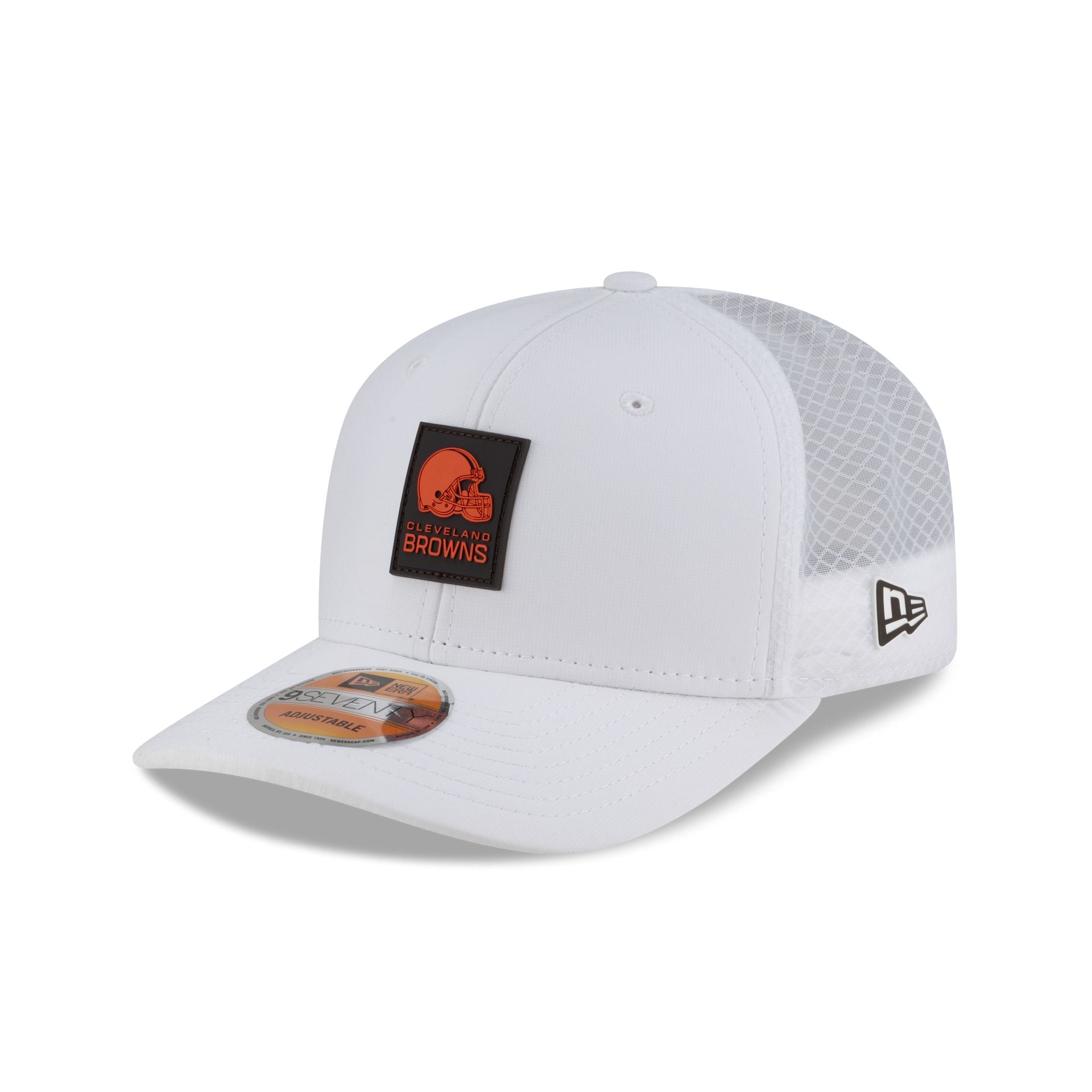 Cleveland Browns 2025 Sideline Hot Weather White 9SEVENTY Trucker Hat