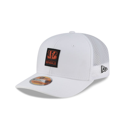 Cincinnati Bengals 2025 Sideline Hot Weather White 9SEVENTY Trucker Hat - New Era Cap