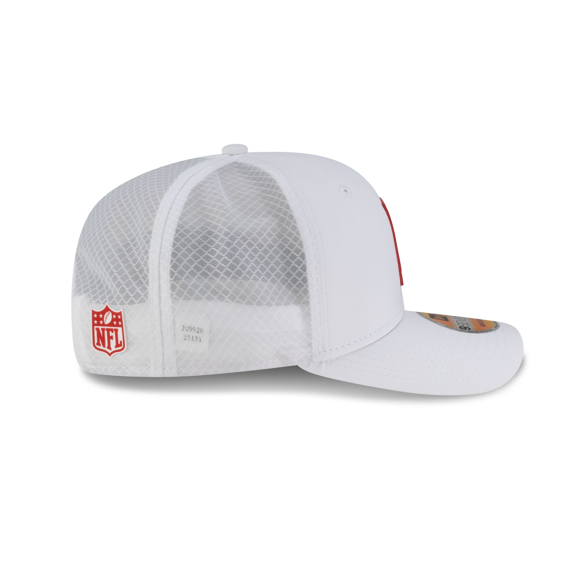 Kansas City Chiefs 2025 Sideline Hot Weather White 9SEVENTY Trucker Hat