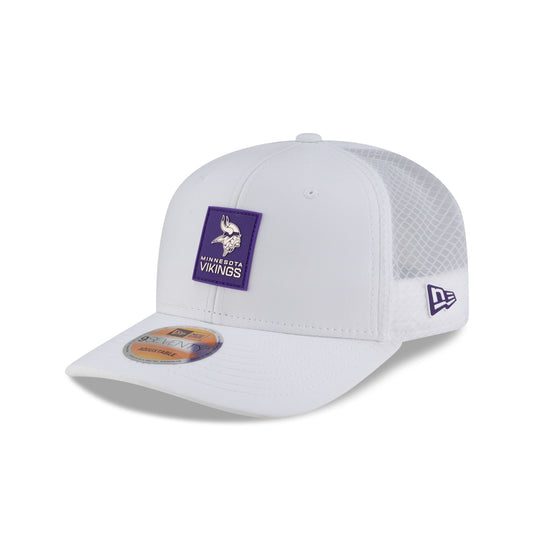 Minnesota Vikings 2025 Sideline Hot Weather White 9SEVENTY Trucker Hat - New Era Cap