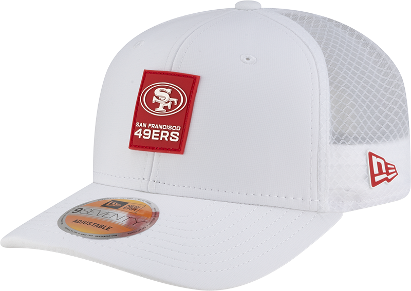 San Francisco 49ers 2025 Sideline Hot Weather White 9SEVENTY Trucker Hat