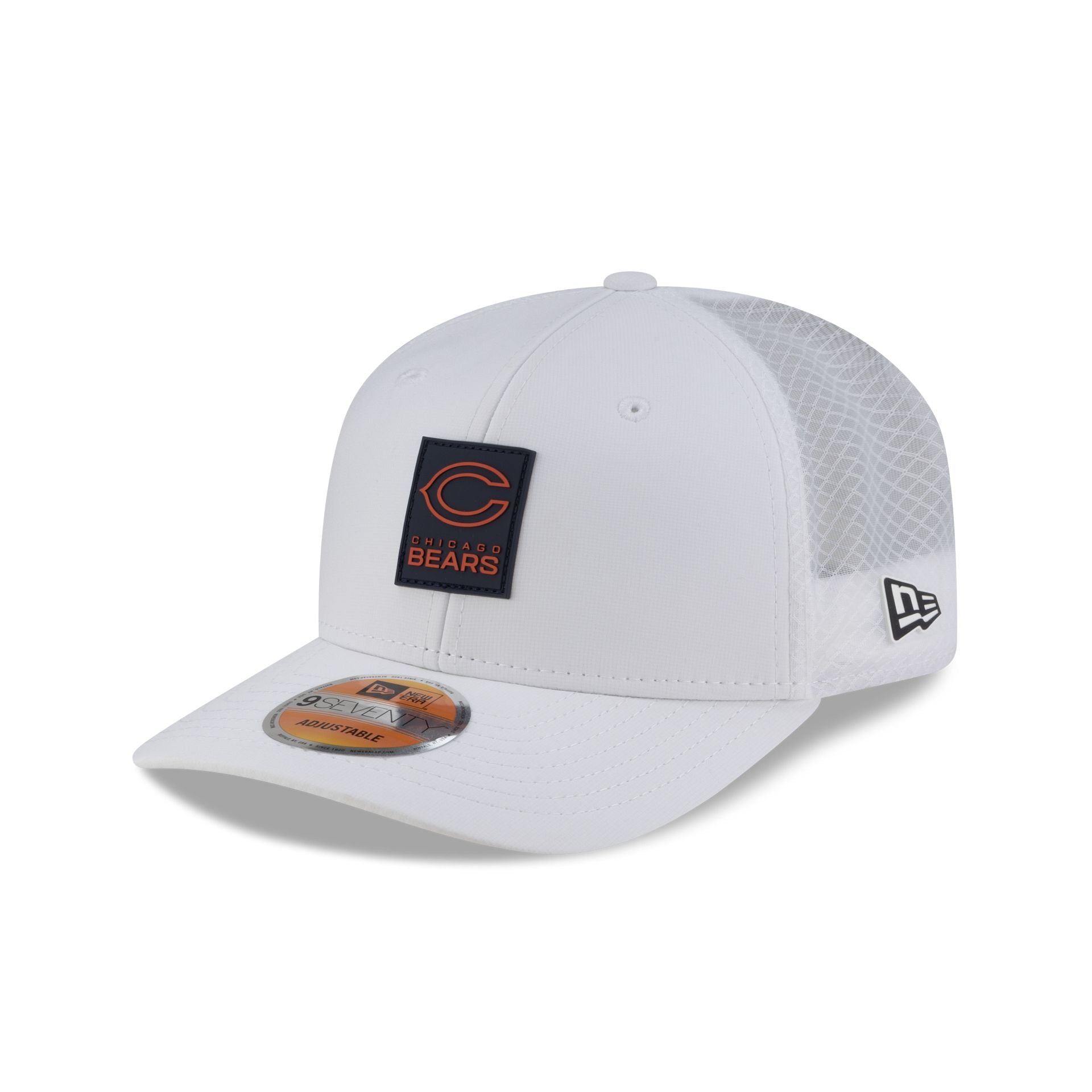 Chicago Bears 2025 Sideline Hot Weather White 9SEVENTY Trucker Hat