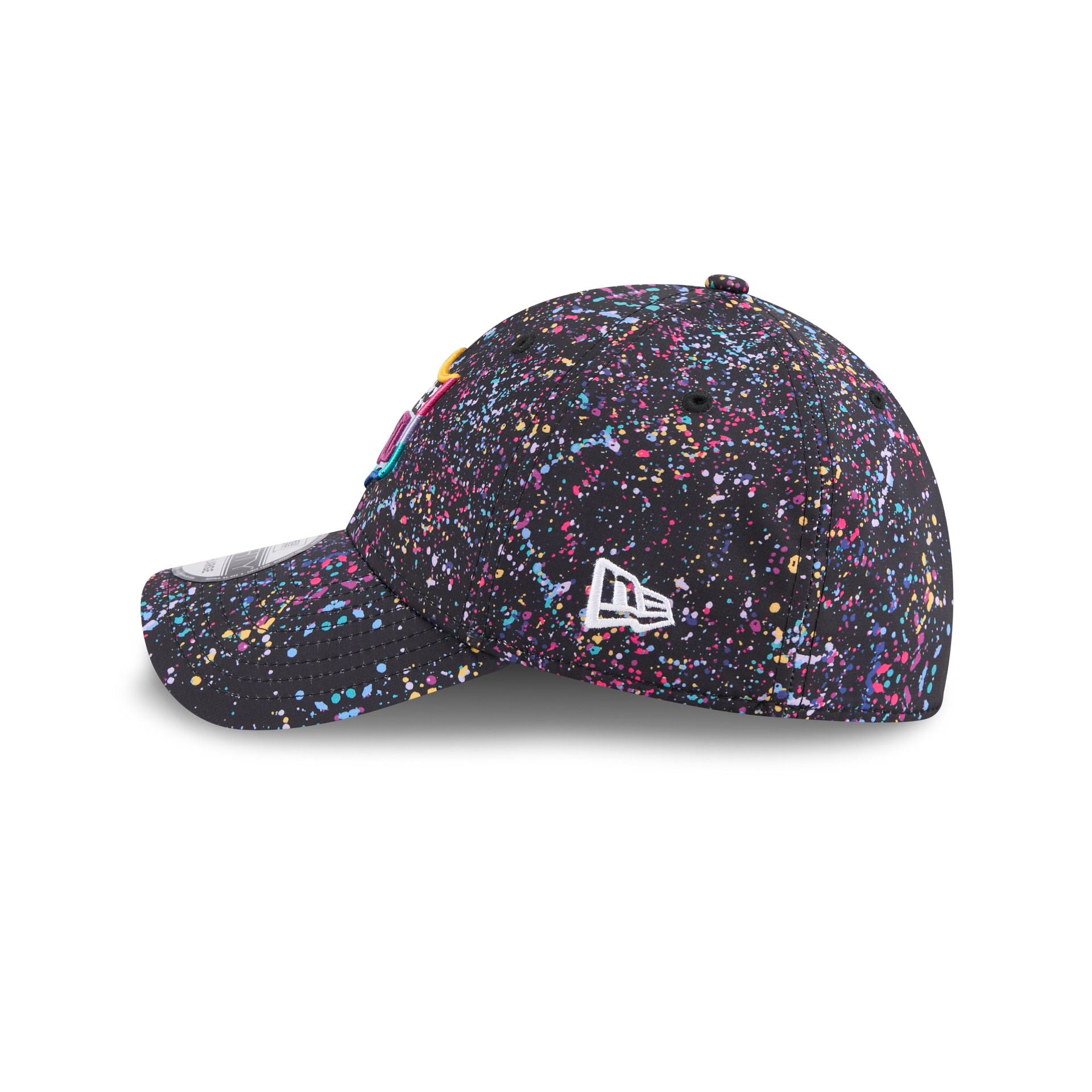 CHRONIC PAINTS ブラックキャップ NFL 2025 Crucial Catch 39THIRTY Stretch Fit Hat – New Era Cap