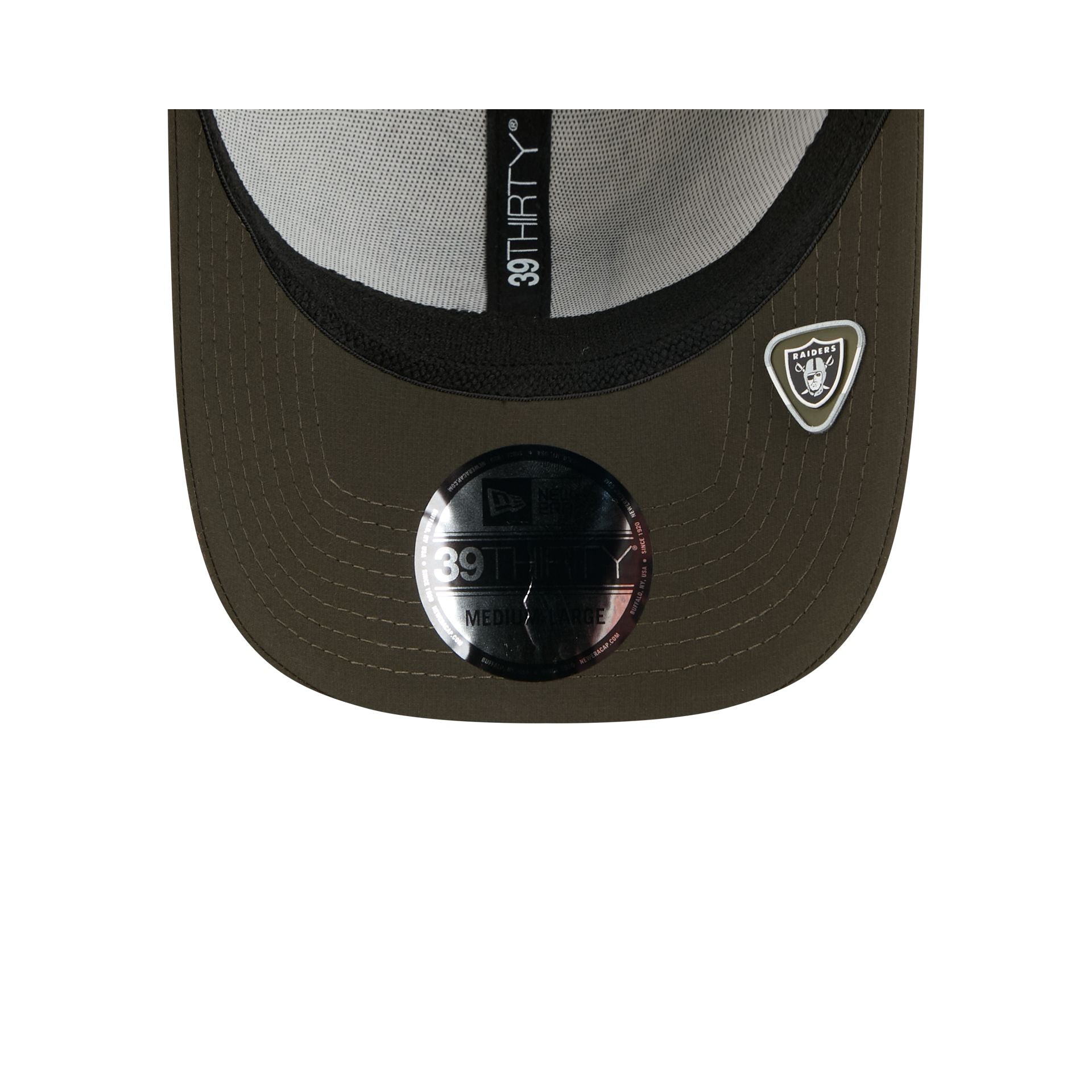 Las Vegas Raiders 2025 Salute to Service Digi Camo 39THIRTY Stretch Fit Hat