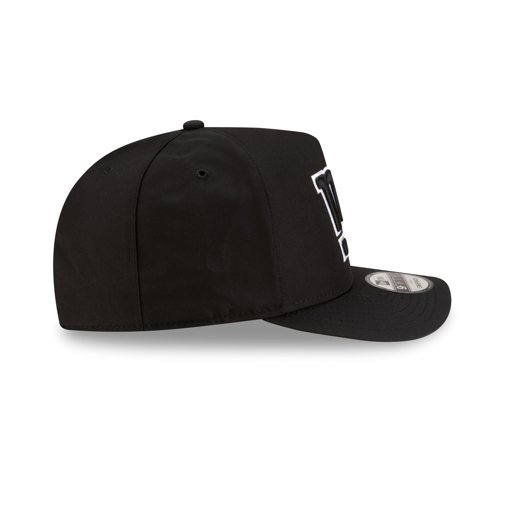 GORE-TEX x New York Giants Black 9FIFTY A-Frame Snapback Hat – New