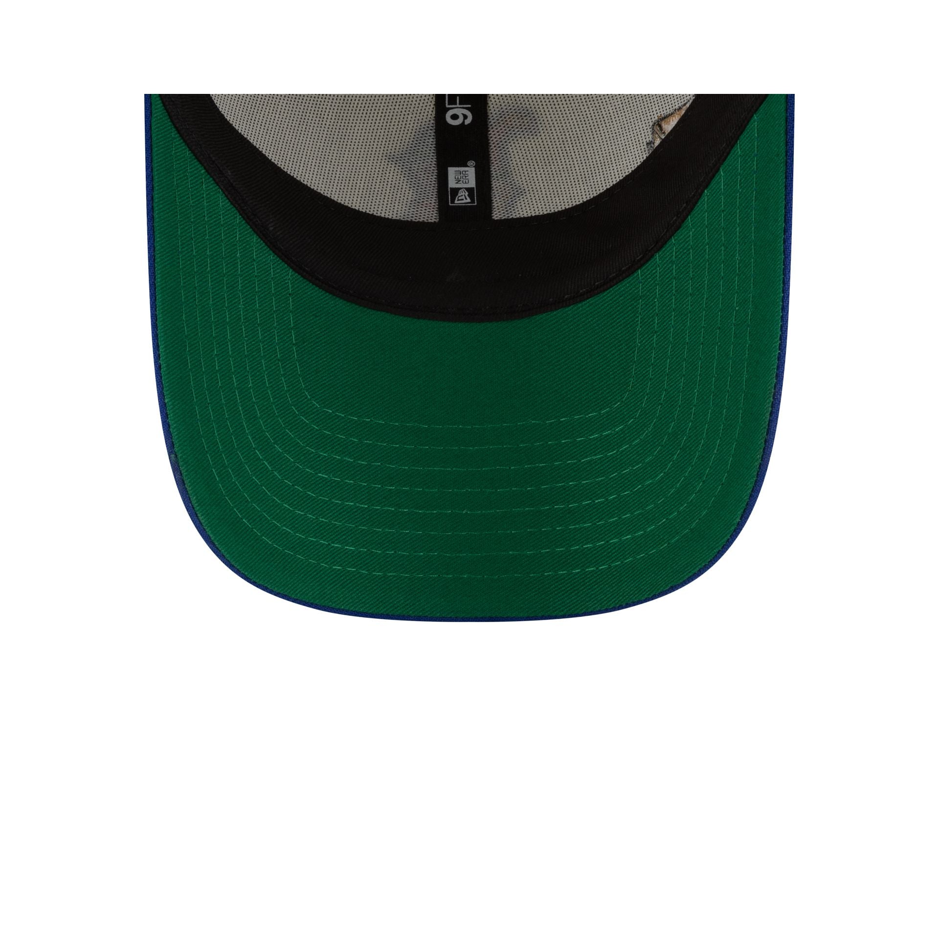 Boston Red Sox El Salvador City Elements 9FORTY Snapback Hat