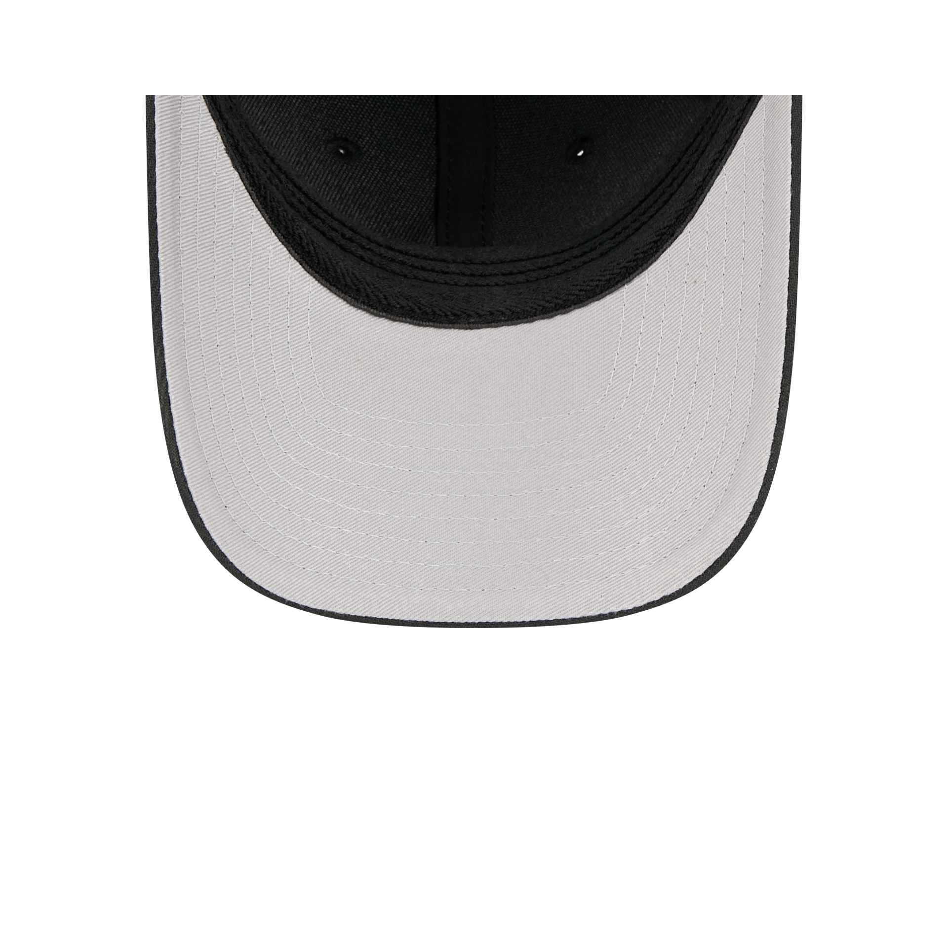 Boston Red Sox Black and White 39THIRTY M-Crown Stretch Fit Hat