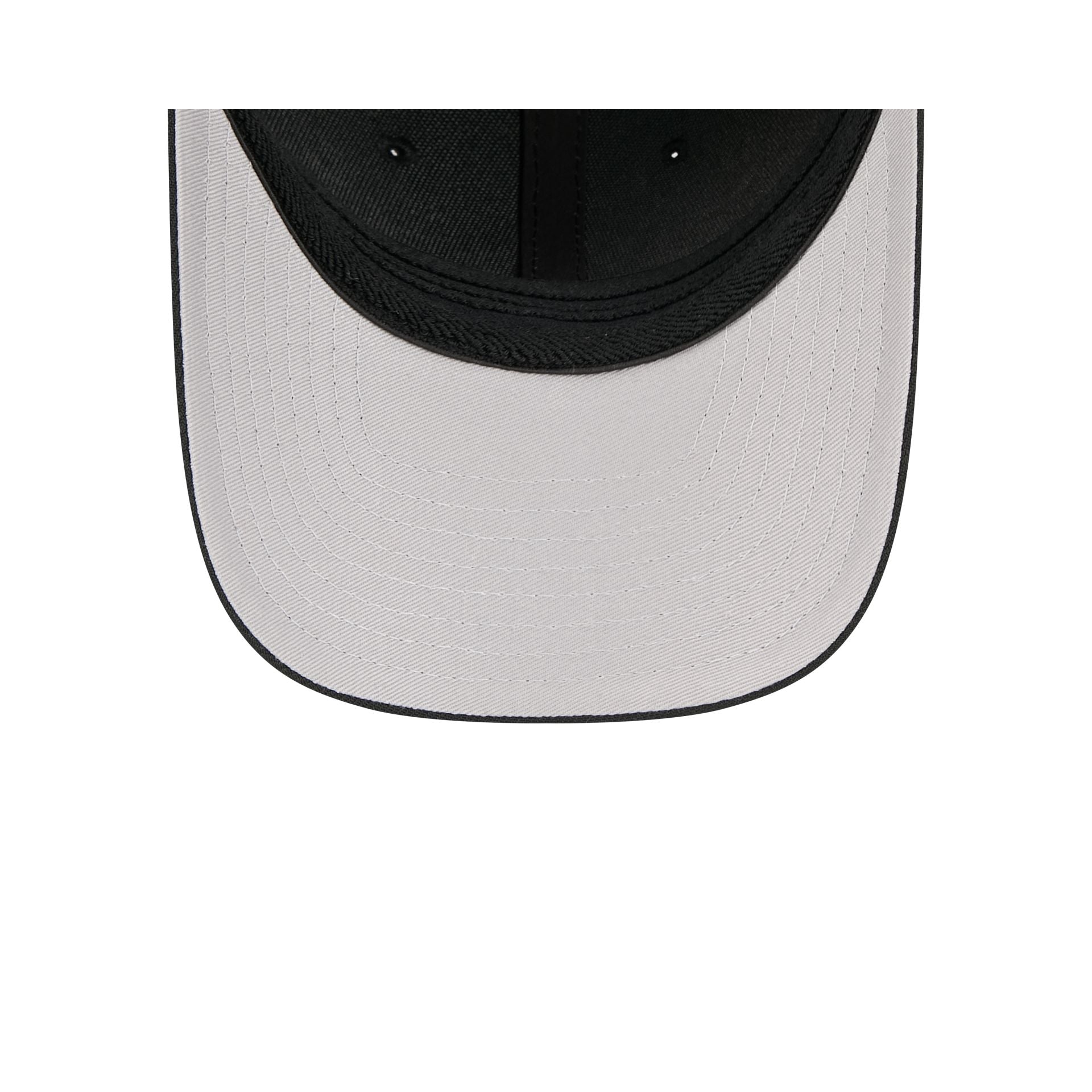 New York Yankees Black and White 39THIRTY M-Crown Stretch Fit Hat