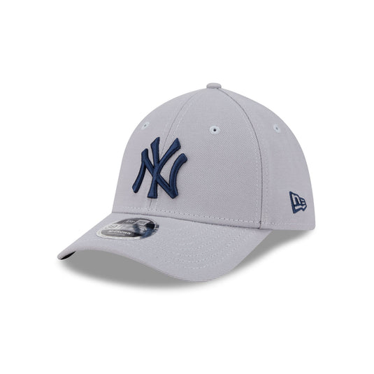 New York Yankees Gray 39THIRTY M-Crown Stretch Fit Hat - New Era Cap