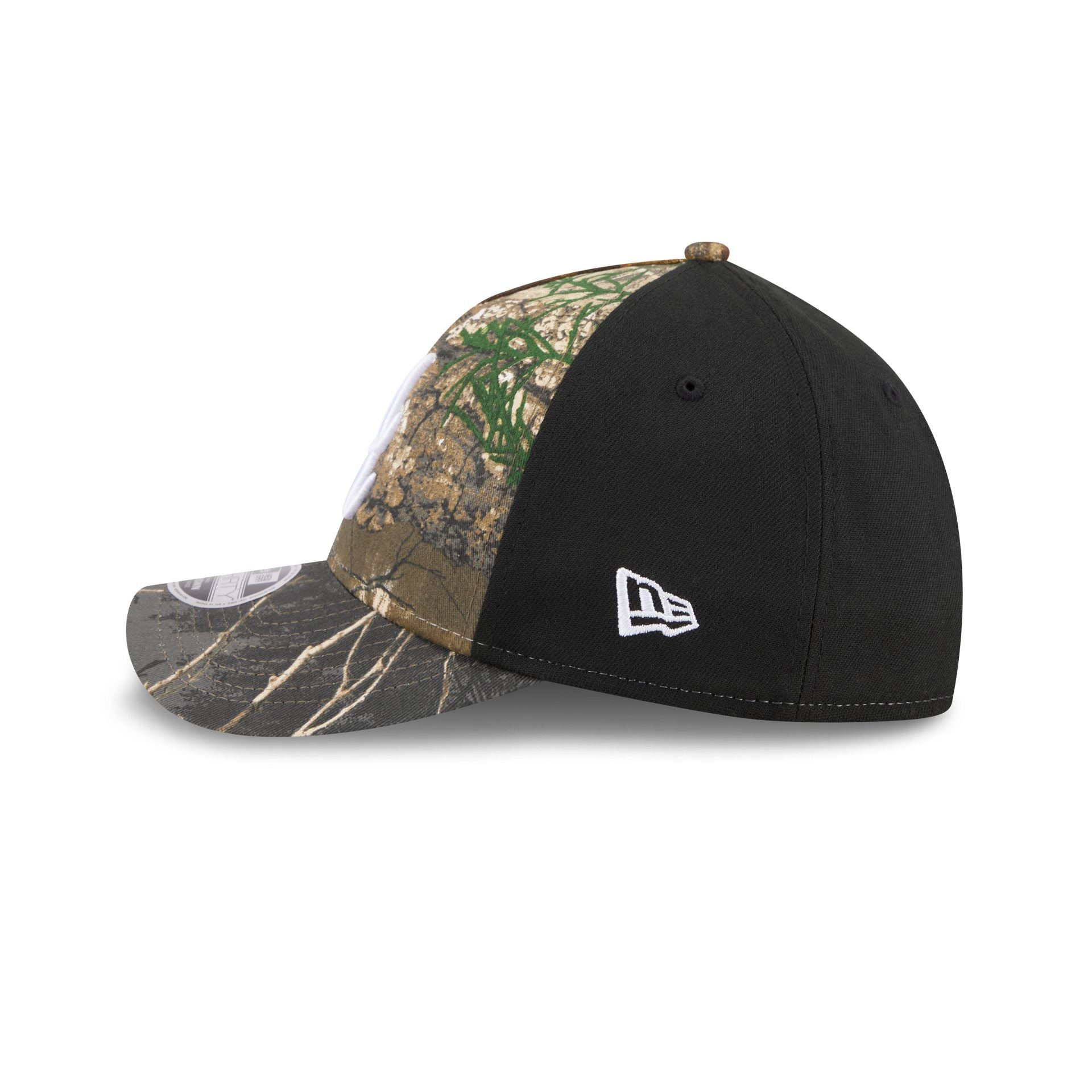 Atlanta Braves Realtree 39THIRTY M-Crown A-Frame Stretch Fit Hat
