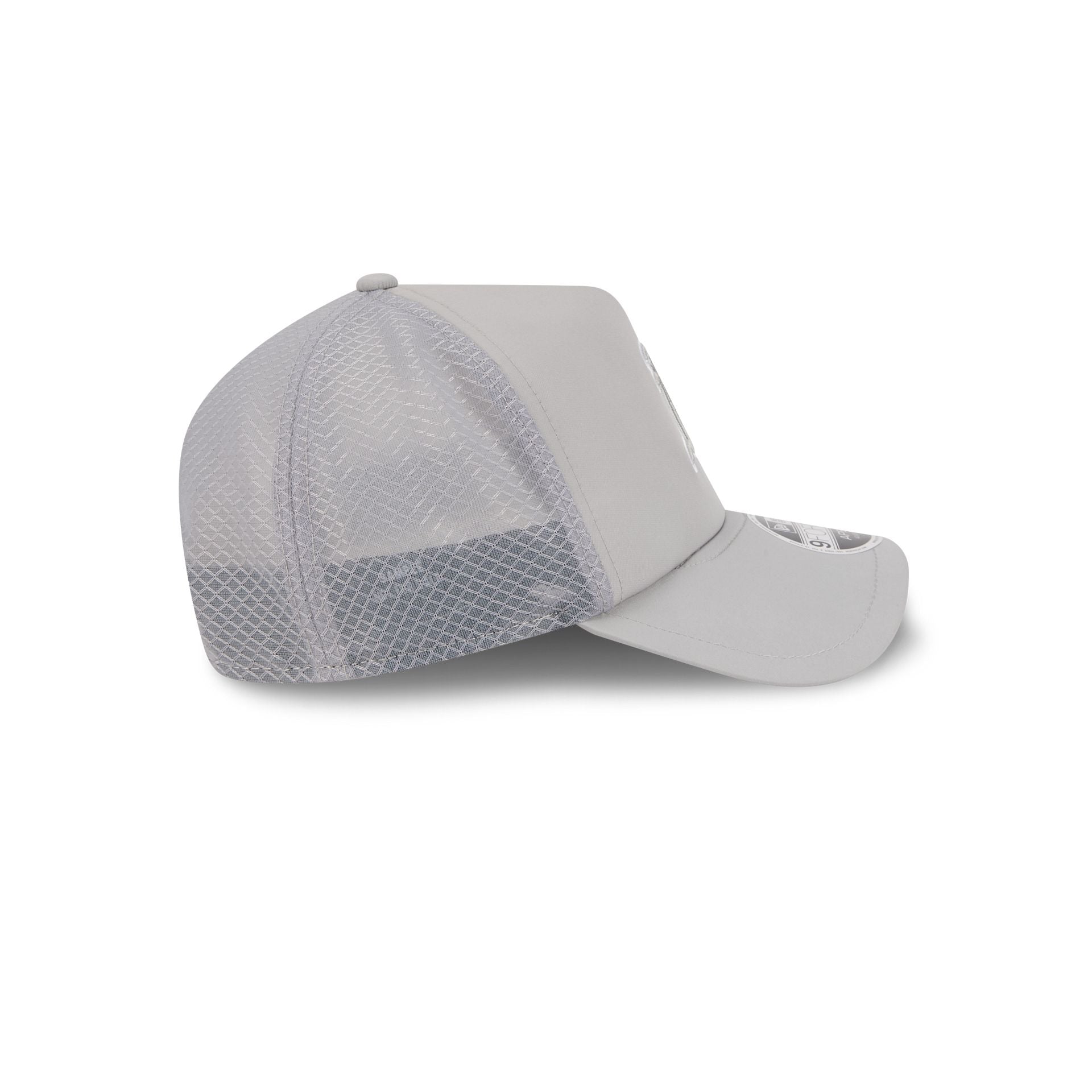 Athletics 2026 Batting Practice Gray 9FORTY APEX Trucker Hat – New
