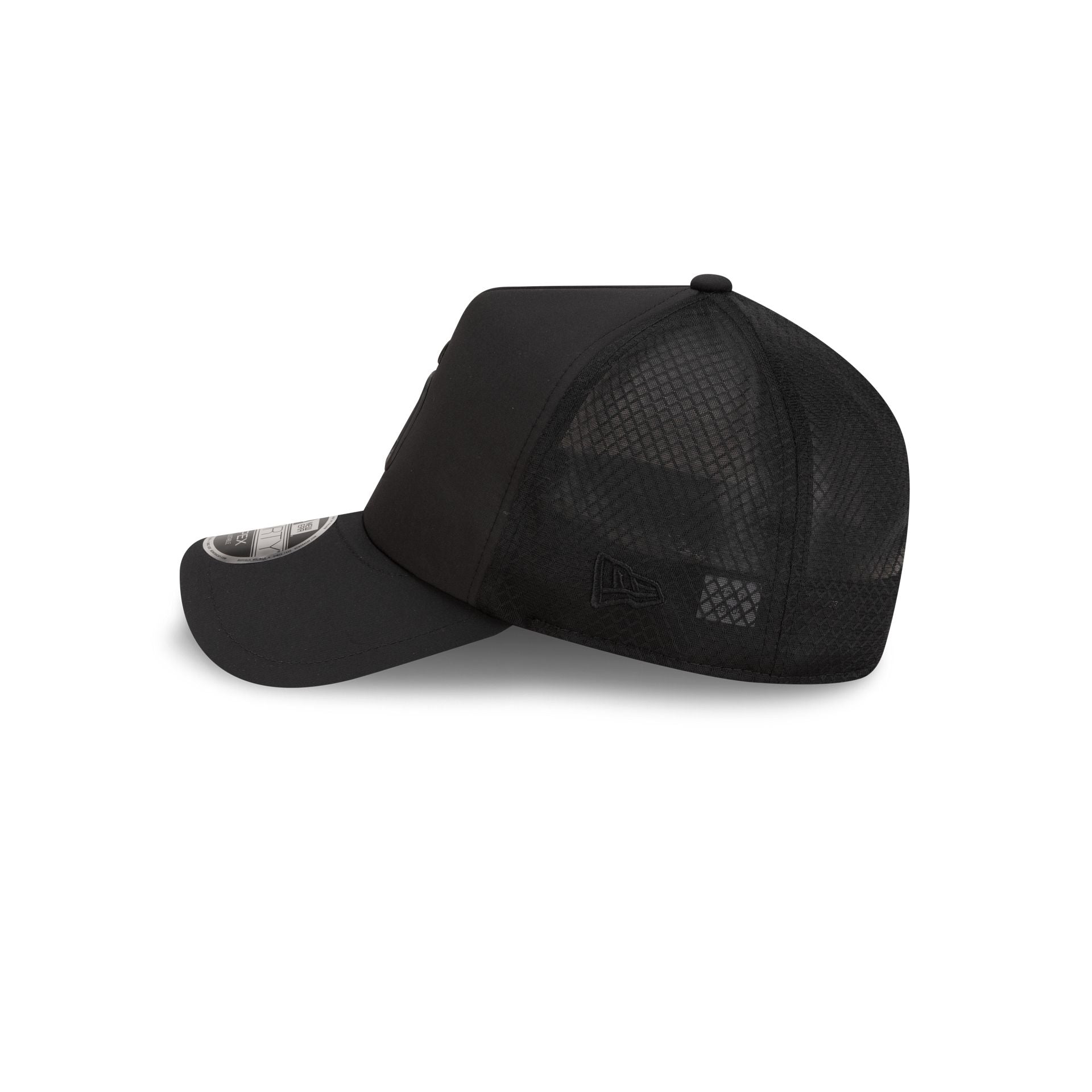 San Diego Padres 2026 Batting Practice Black 9FORTY APEX Trucker Hat