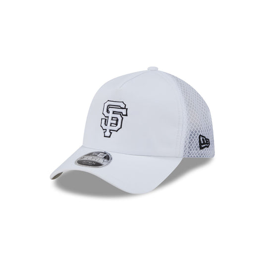 San Francisco Giants 2026 Batting Practice White 9FORTY APEX Trucker Hat - New Era Cap