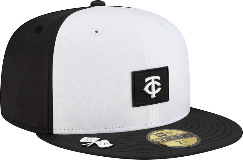 Minnesota Twins 2026 Clubhouse Black & White 59FIFTY Fitted Hat