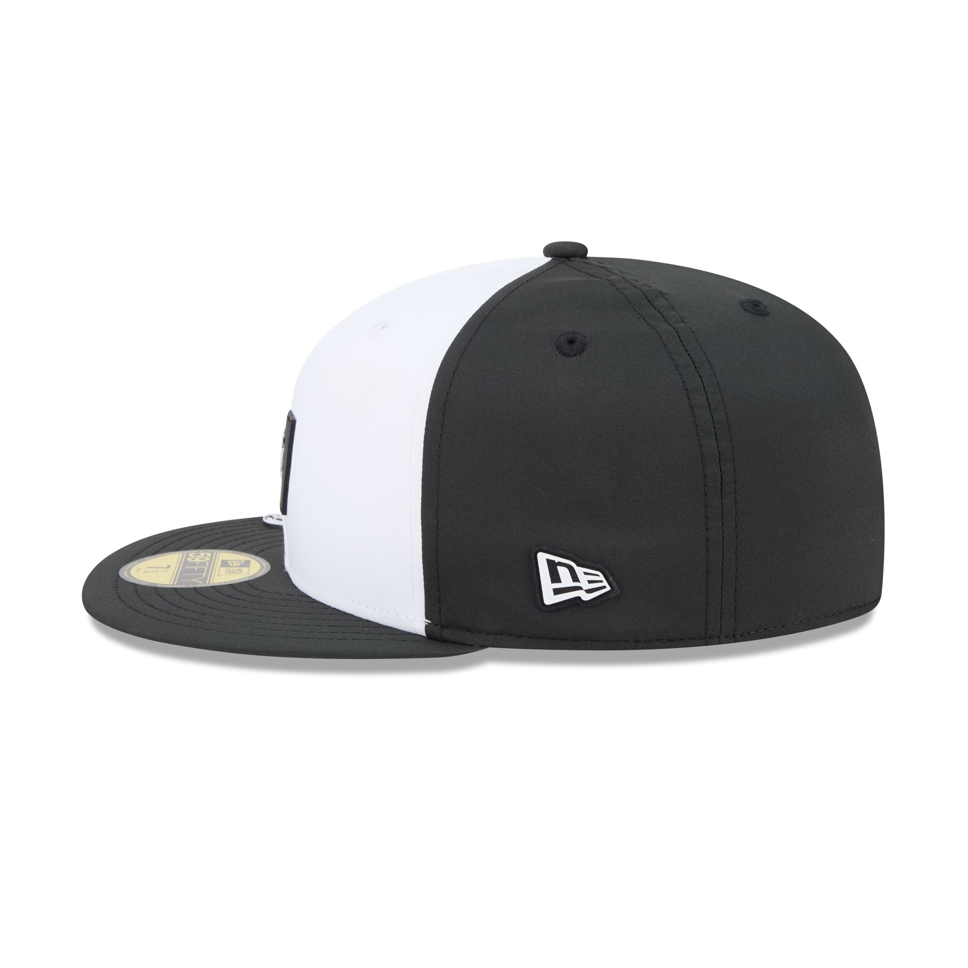 San Francisco Giants 2026 Clubhouse Black & White 59FIFTY Fitted Hat