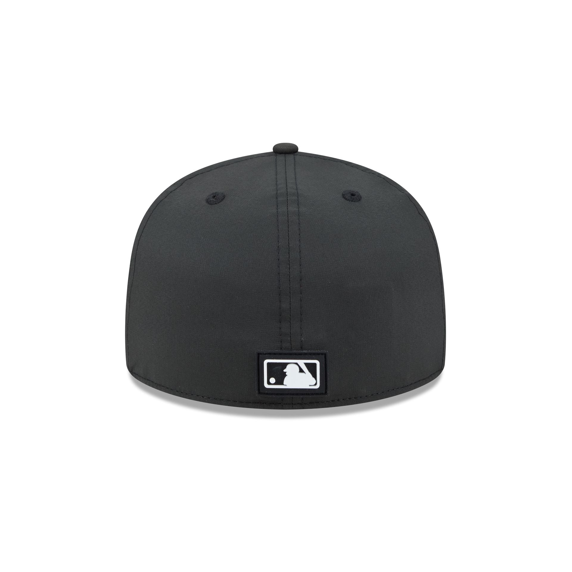 San Diego Padres 2026 Clubhouse Black & White 59FIFTY Fitted Hat