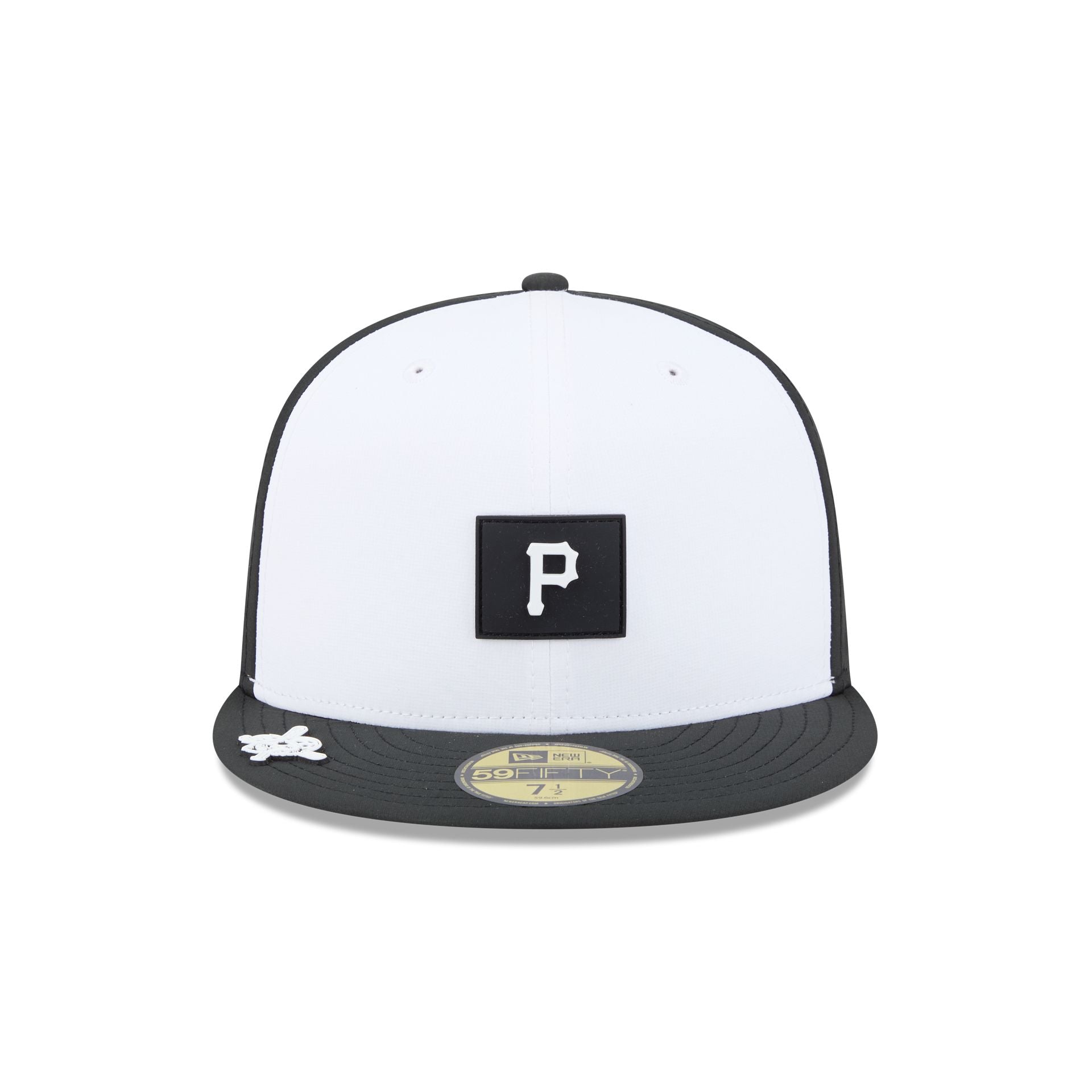 Pittsburgh Pirates 2026 Clubhouse Black & White 59FIFTY Fitted Hat