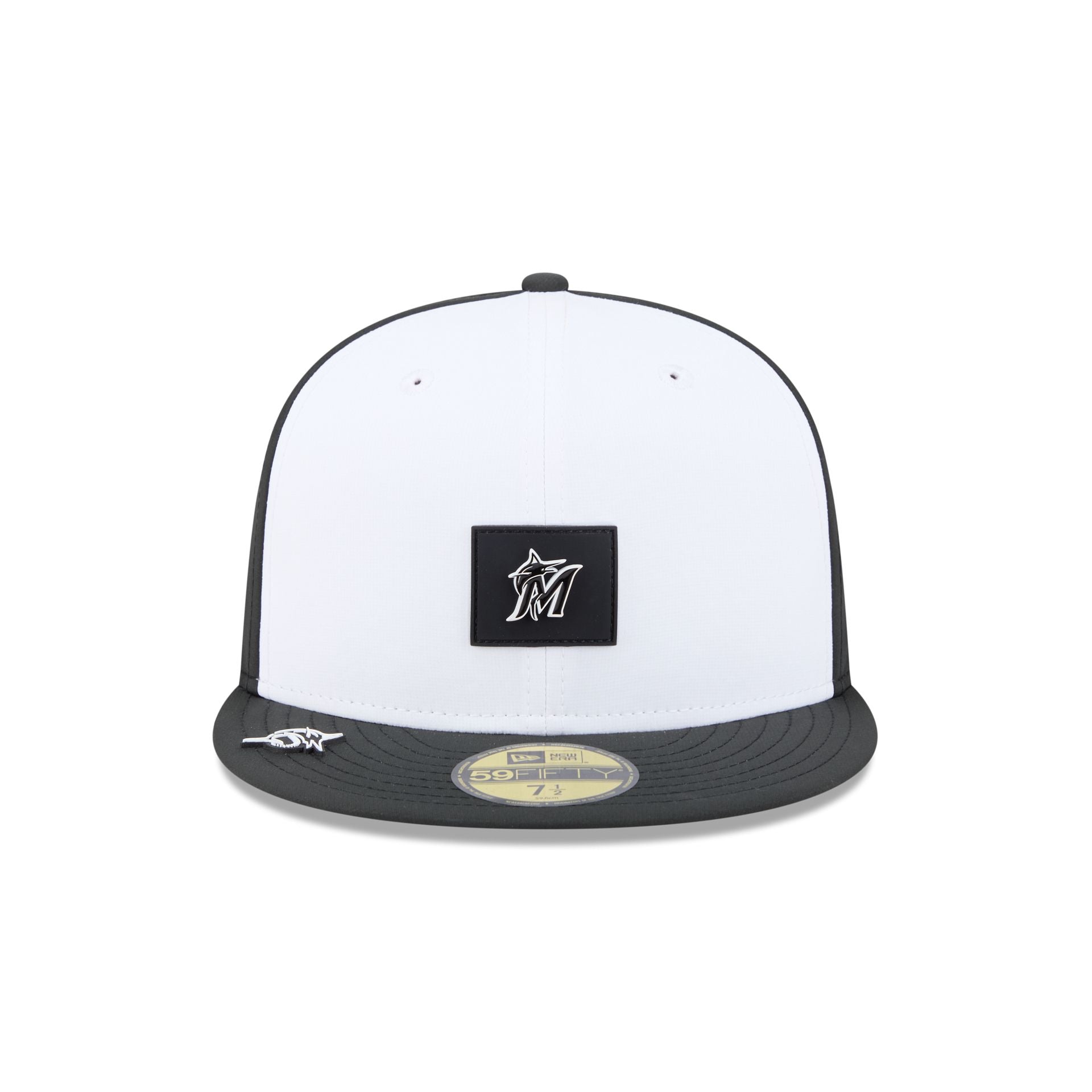 Miami Marlins 2026 Clubhouse Black & White 59FIFTY Fitted Hat