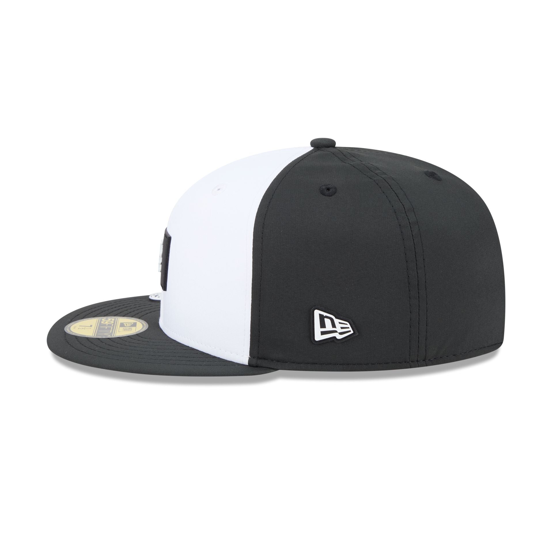 New York Mets 2026 Clubhouse Black & White 59FIFTY Fitted Hat