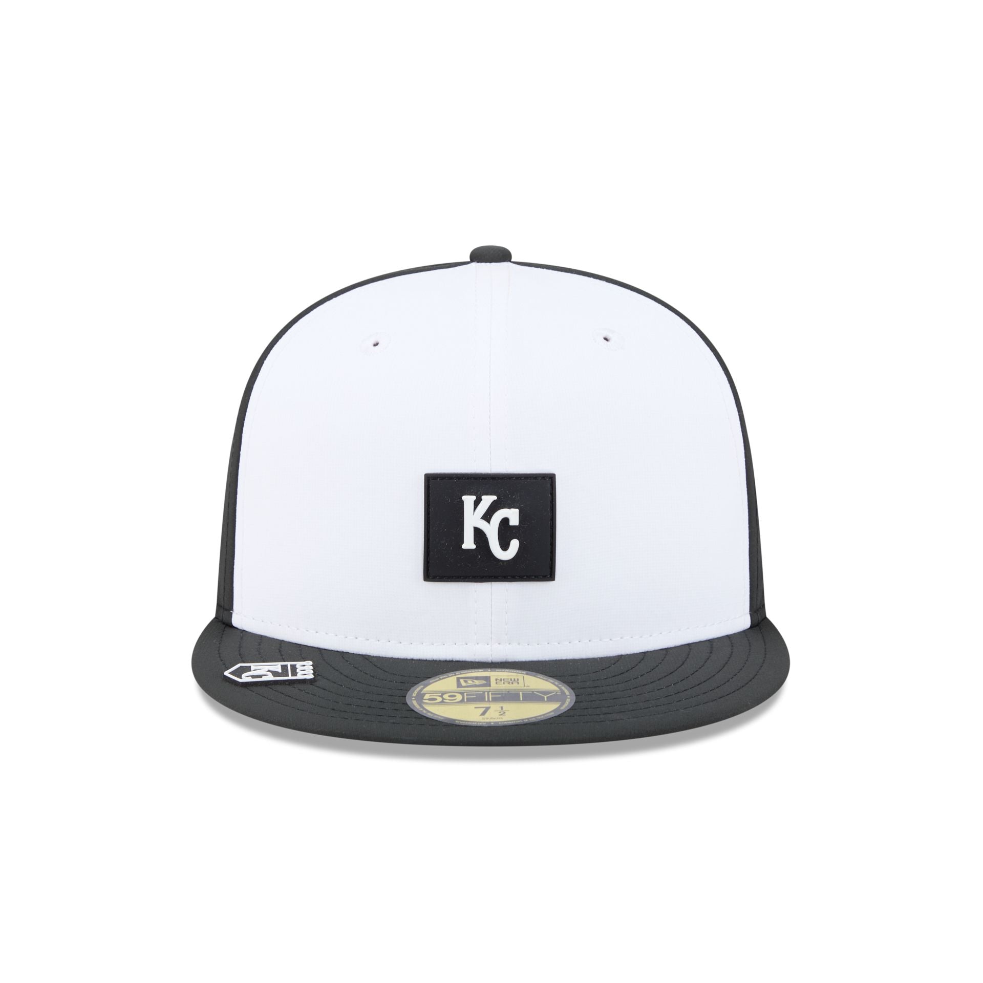 Kansas City Royals 2026 Clubhouse Black & White 59FIFTY Fitted Hat