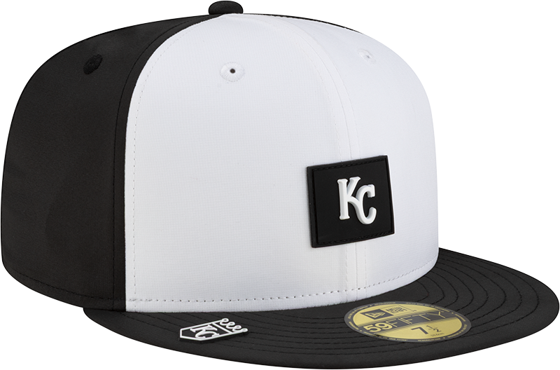Kansas City Royals 2026 Clubhouse Black & White 59FIFTY Fitted Hat
