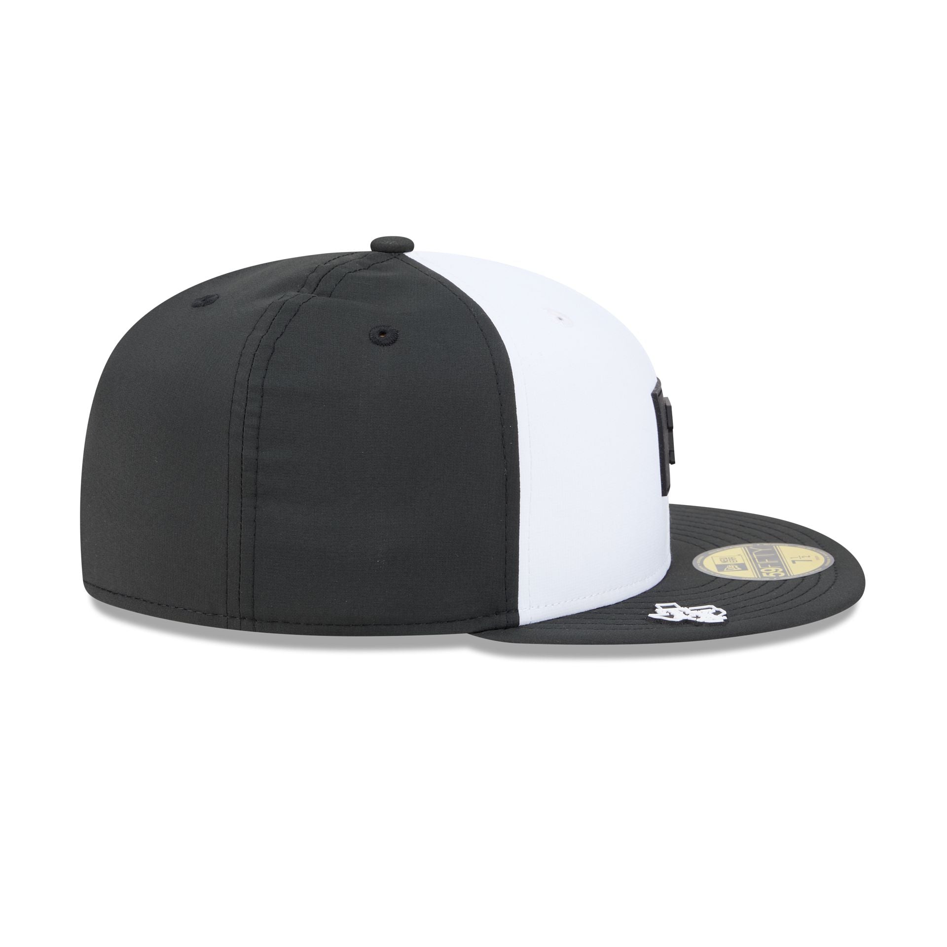 Texas Rangers 2026 Clubhouse Black & White 59FIFTY Fitted Hat