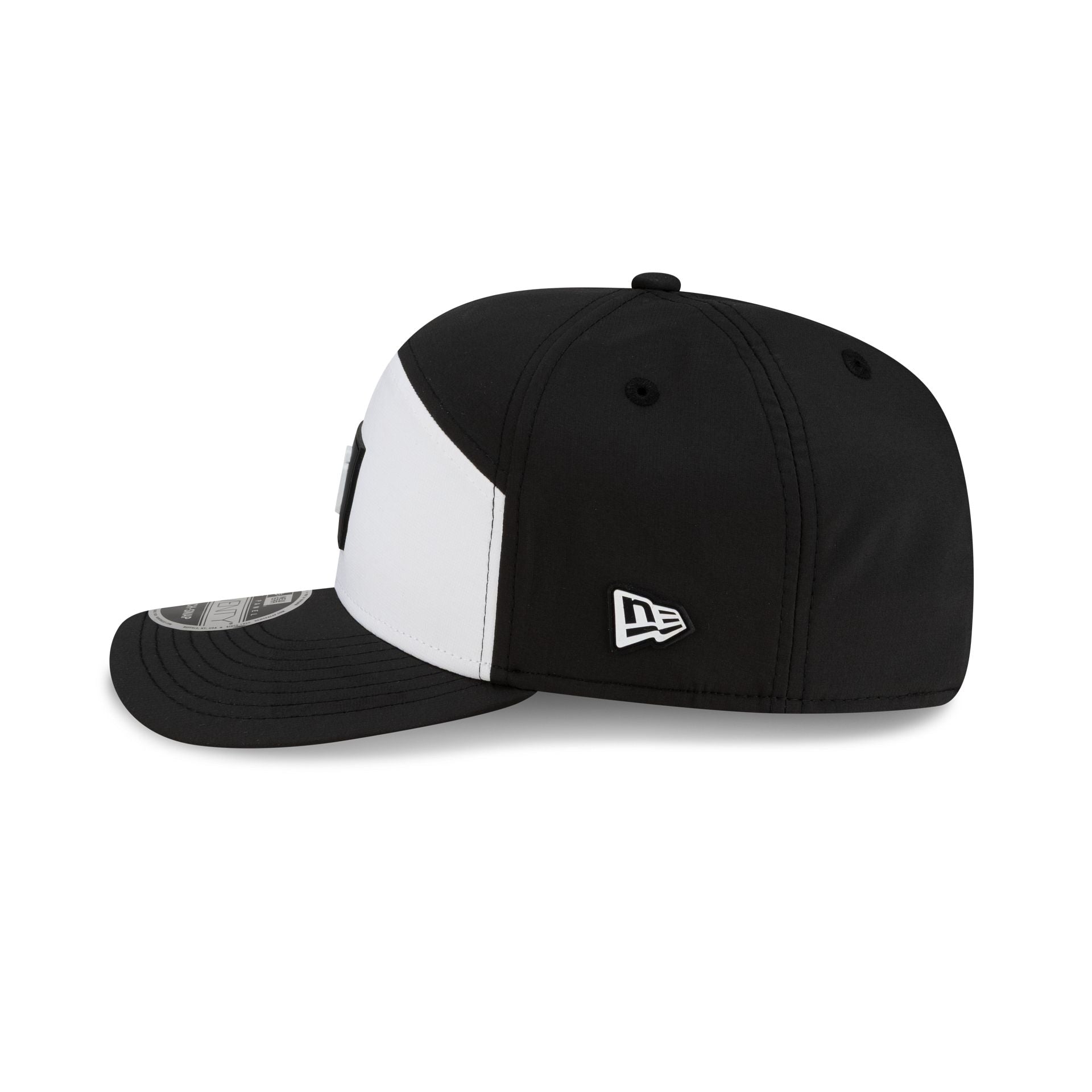 San Diego Padres 2026 Clubhouse Black & White Split Panel 9SEVENTY Stretch-Snap Hat
