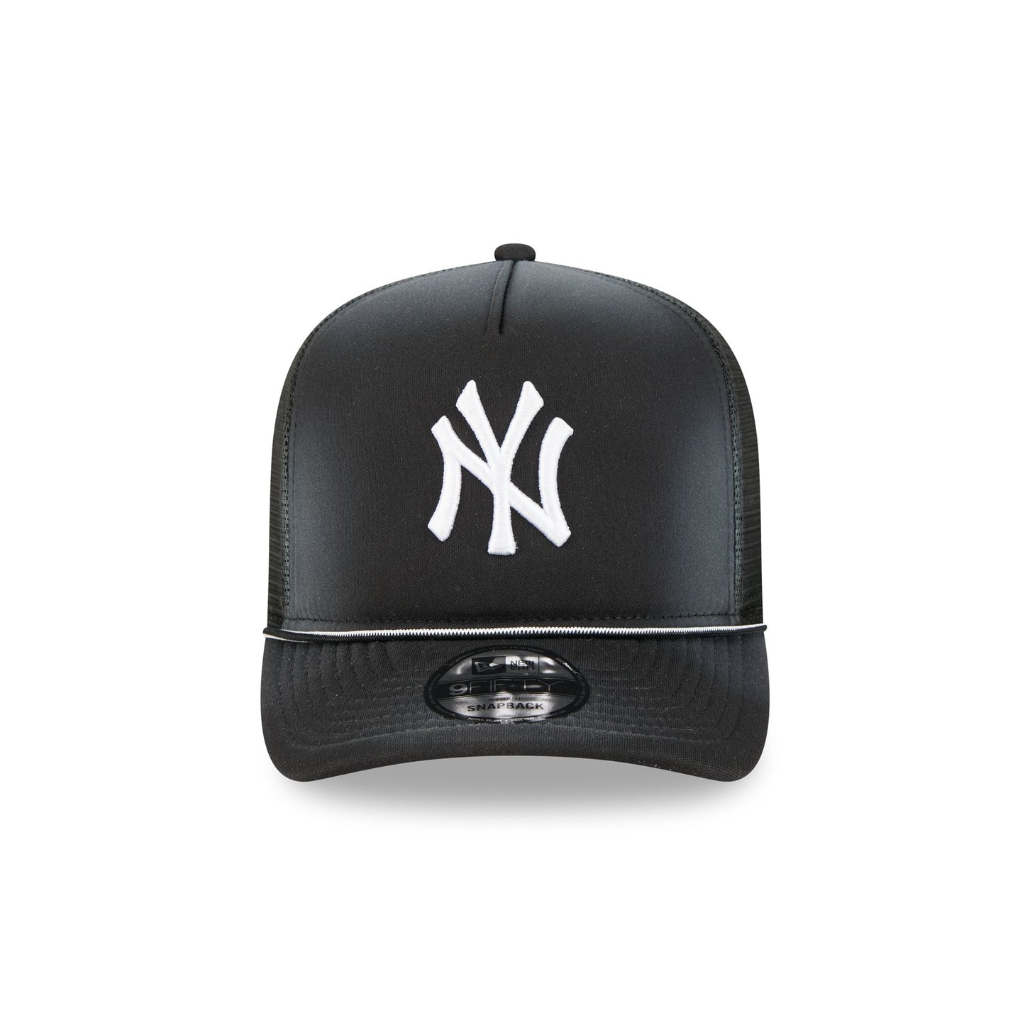 New York Yankees Washed Black 9FIFTY A-Frame Trucker Hat