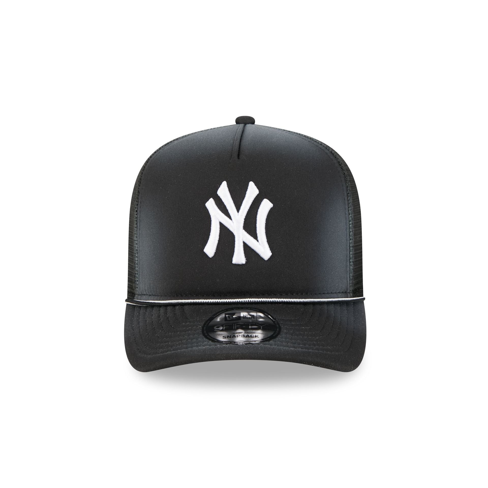 New York Yankees Washed Black 9FIFTY A-Frame Trucker Hat