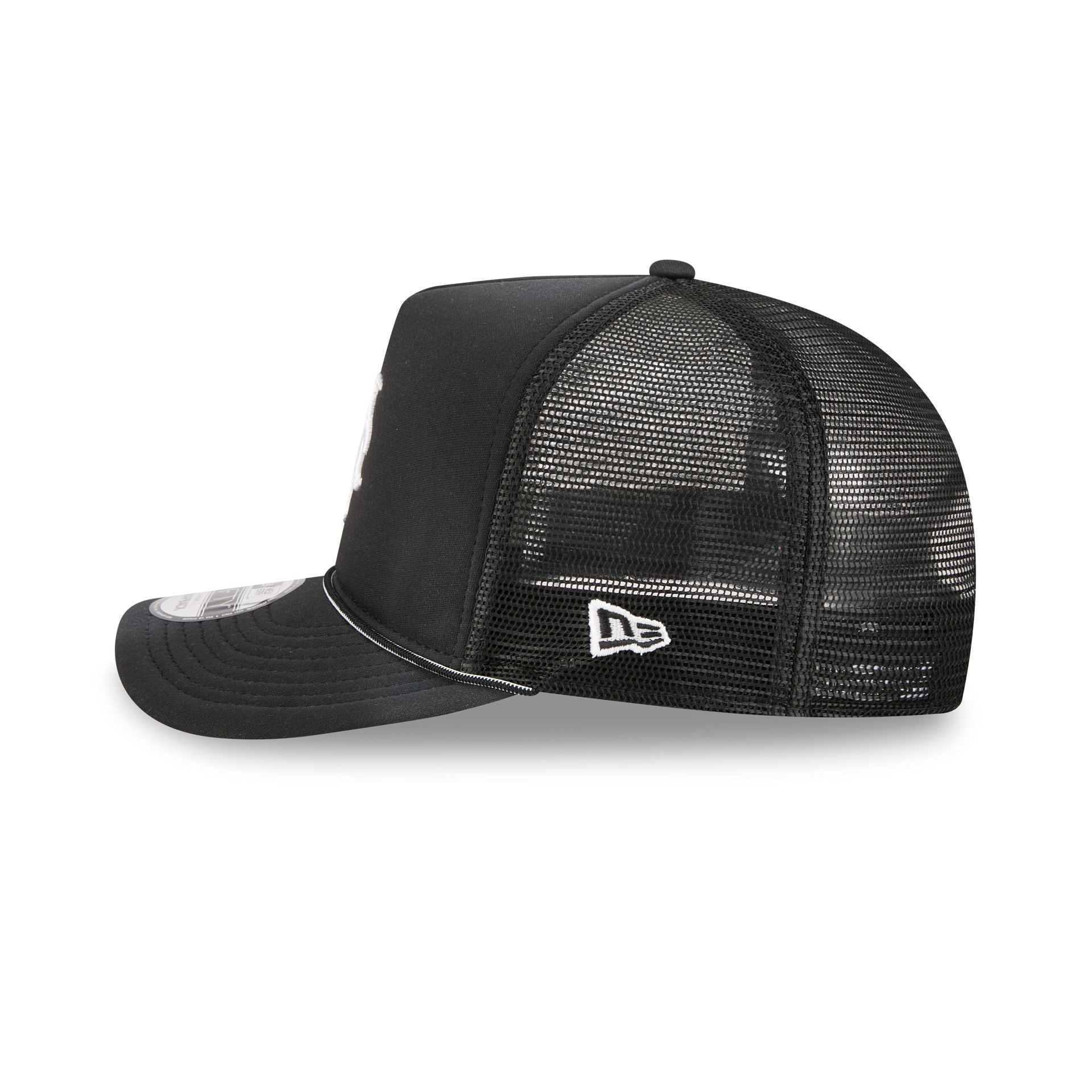 New York Mets Washed Black 9FIFTY A-Frame Trucker Hat