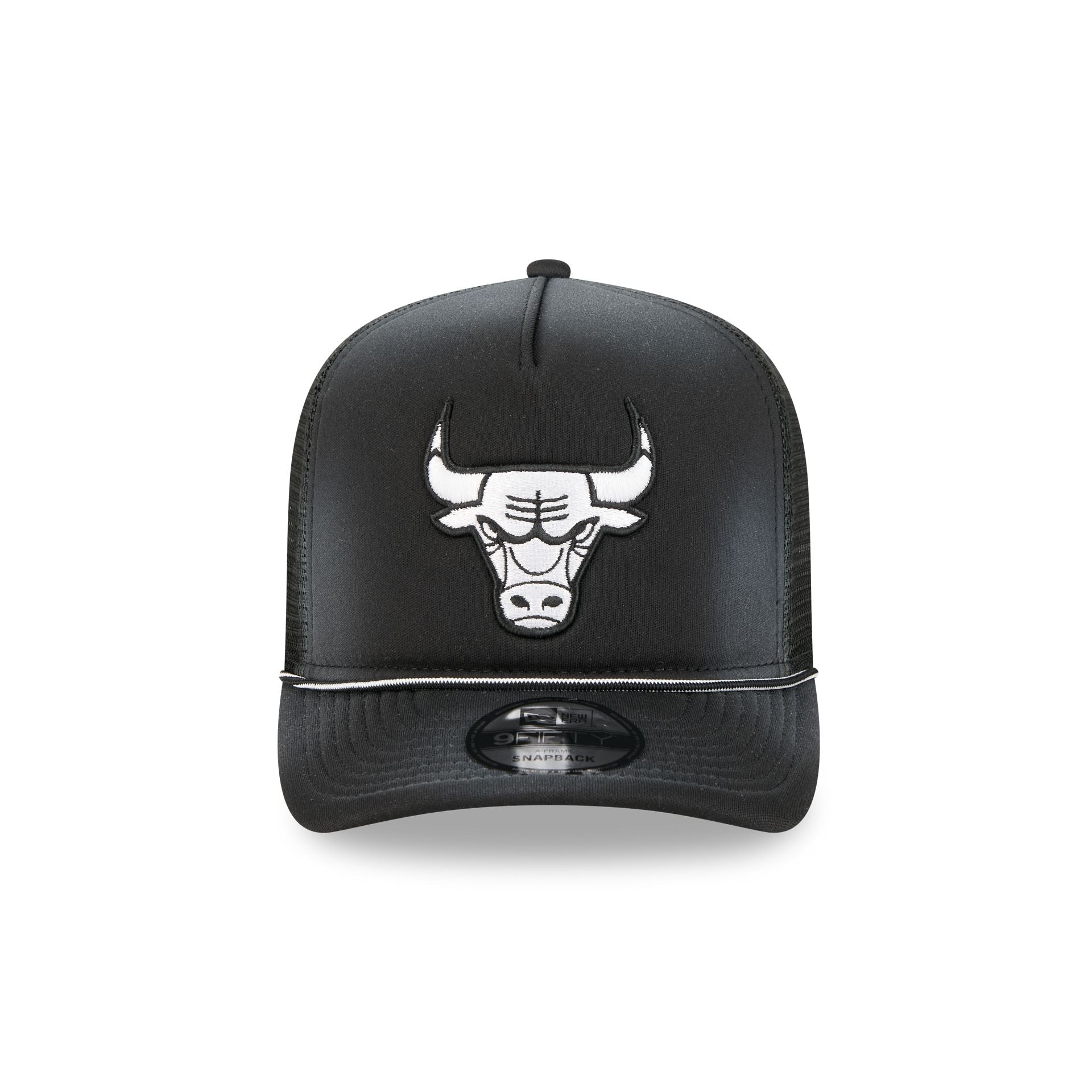 Chicago Bulls Washed Black 9FIFTY A-Frame Trucker Hat