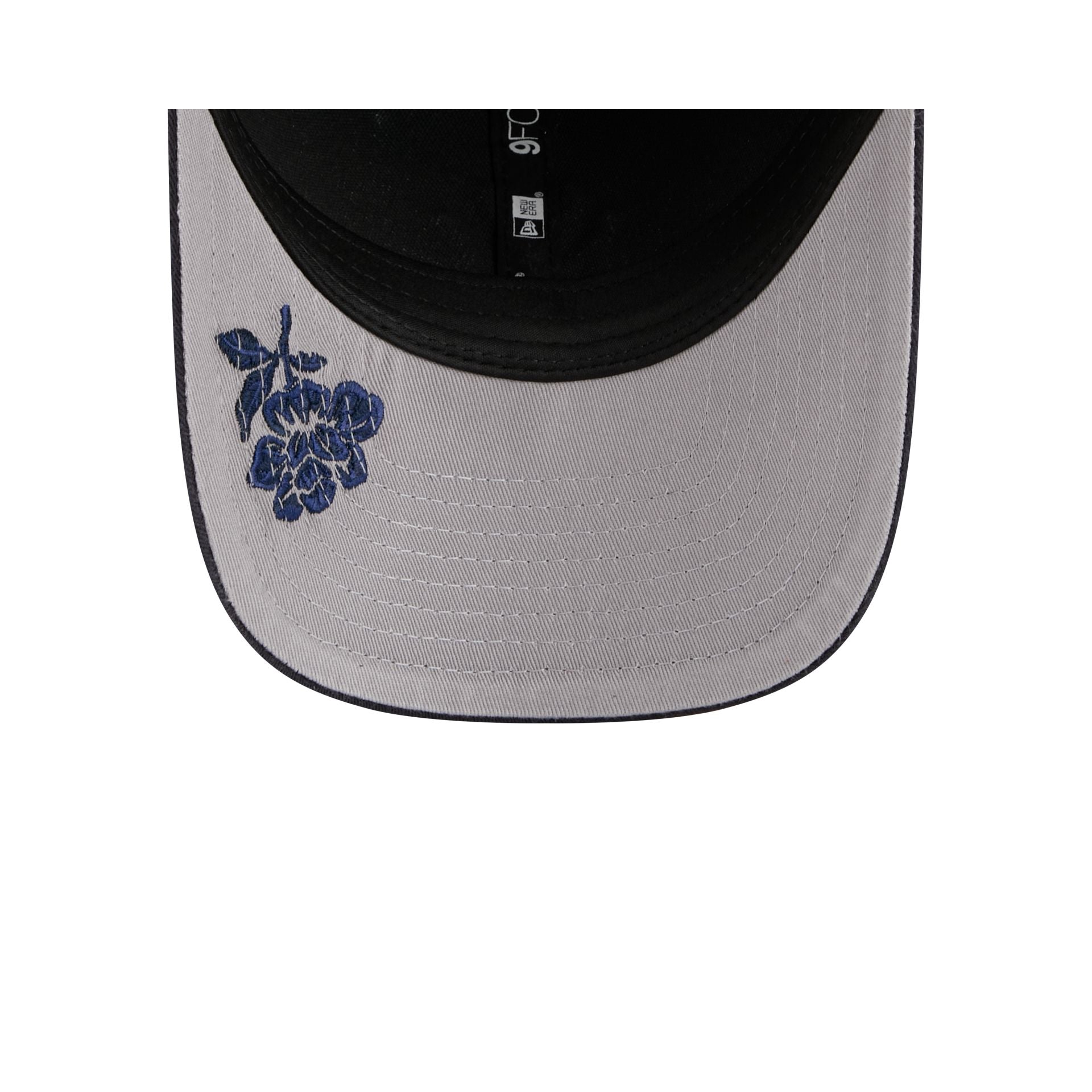 New York Yankees Floral Mesh Women's 9FORTY M-Crown Trucker Hat