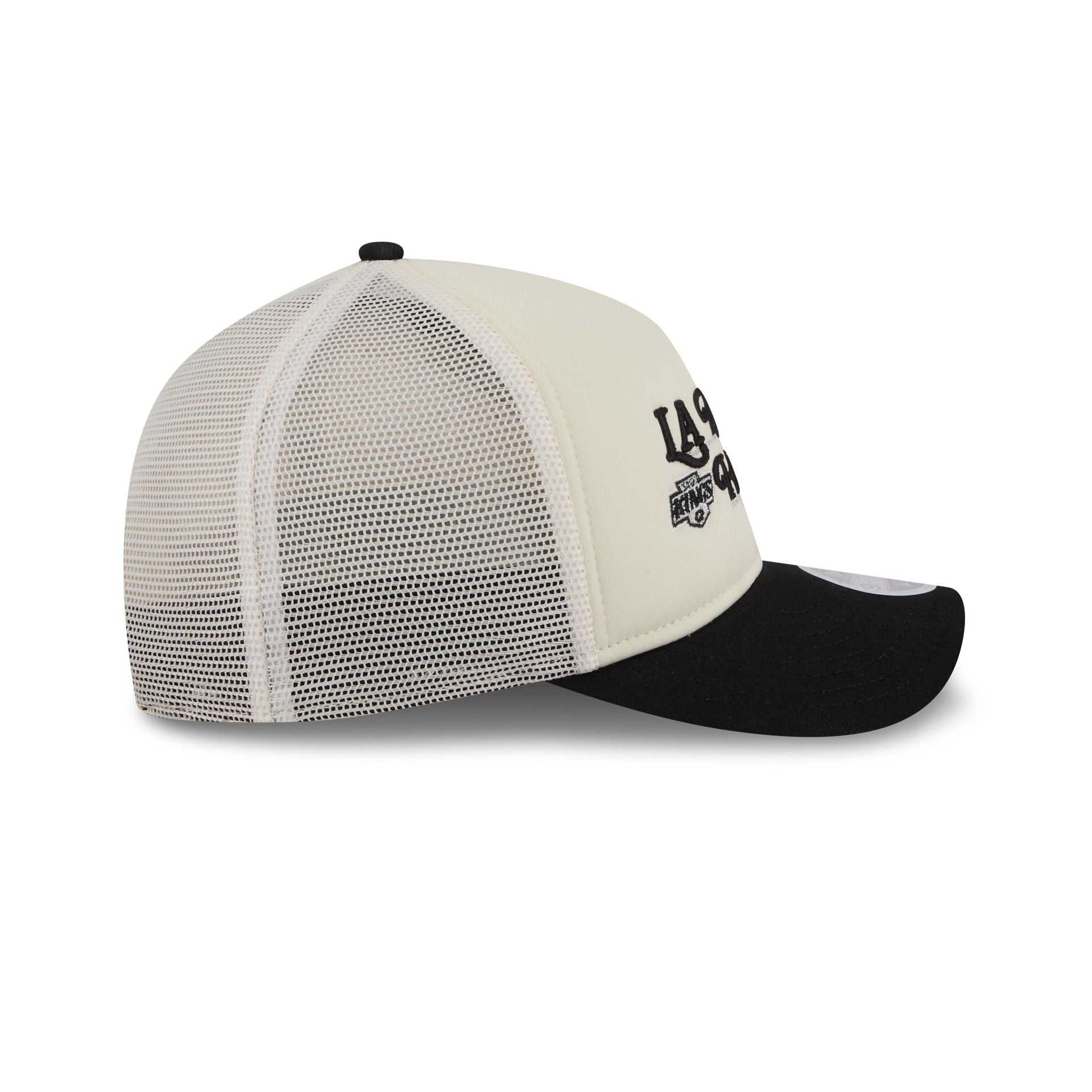 Los Angeles Kings Retro Chrome Women's White 9FORTY M-Crown A-Frame Trucker Hat
