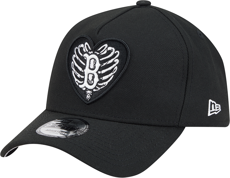 Boston Red Sox Skeletal Heart 9FORTY A-Frame Snapback Hat