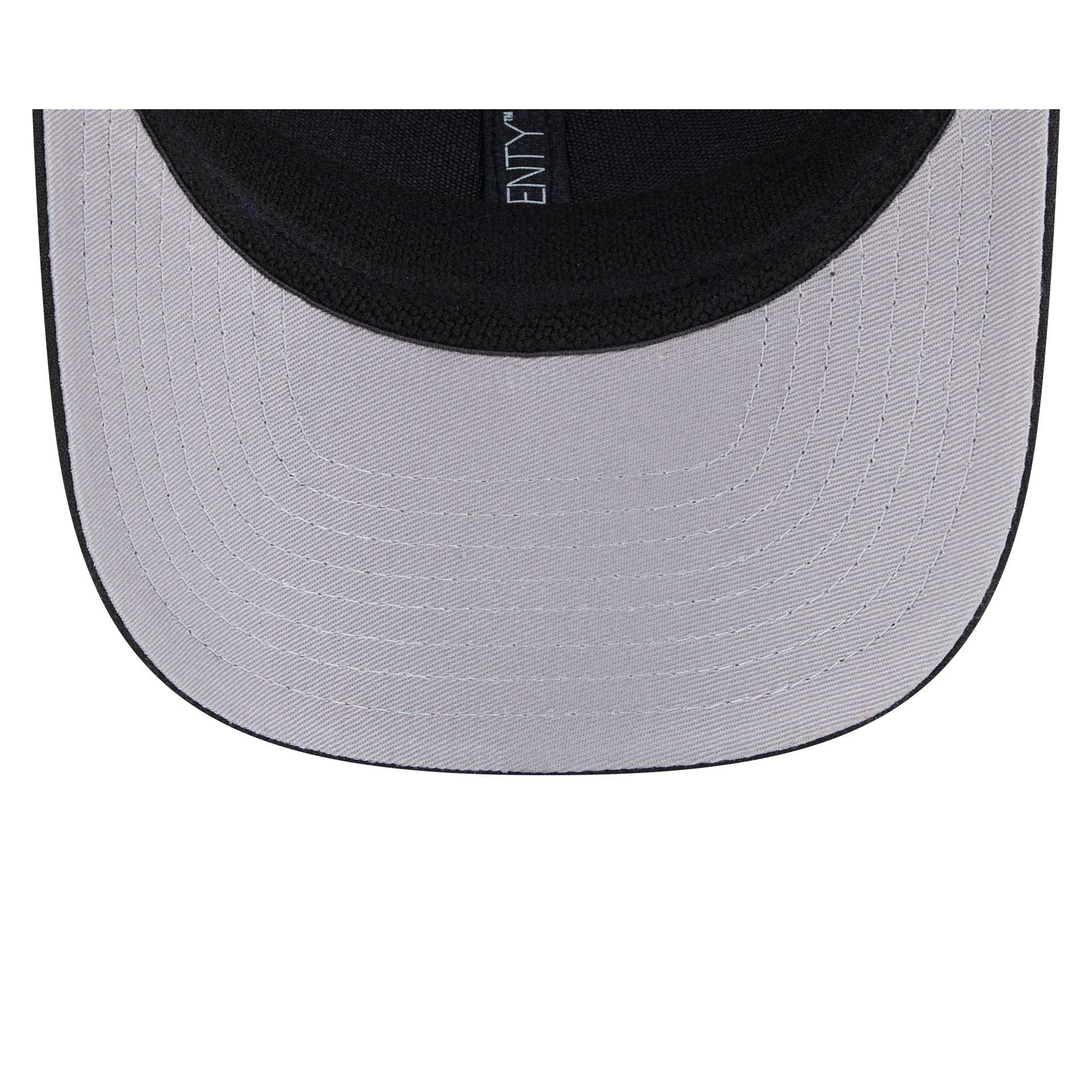 Chicago Bulls 1960-1970s Hardwood Classics 9SEVENTY Trucker Hat