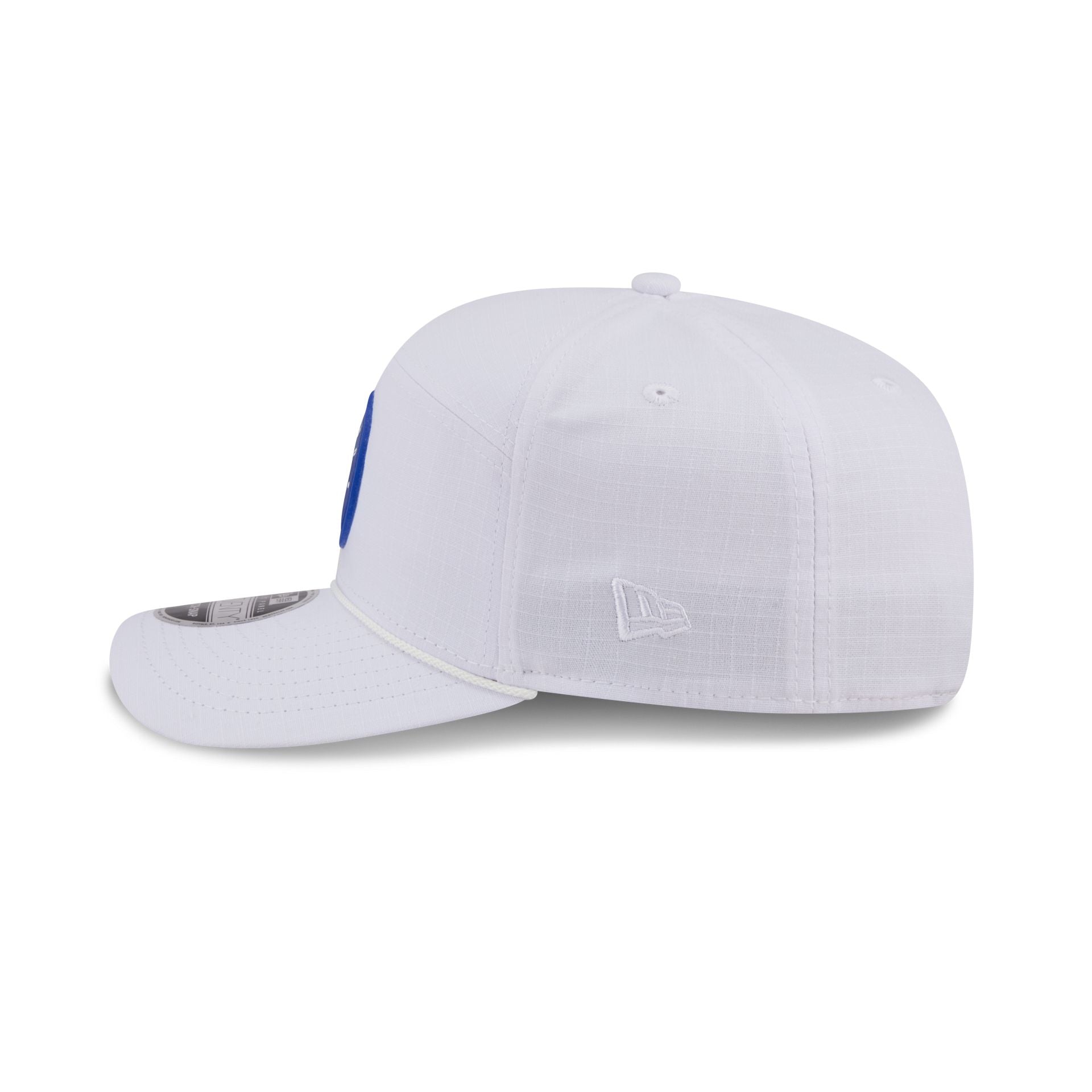 Chicago Cubs Circle Logo White Split Panel 9SEVENTY Stretch-Snap Hat