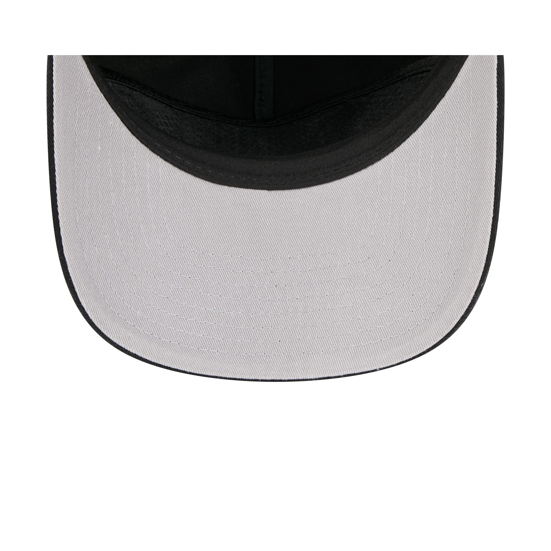 Chicago Bulls All Black Scripted 19TWENTY Adjustable Hat