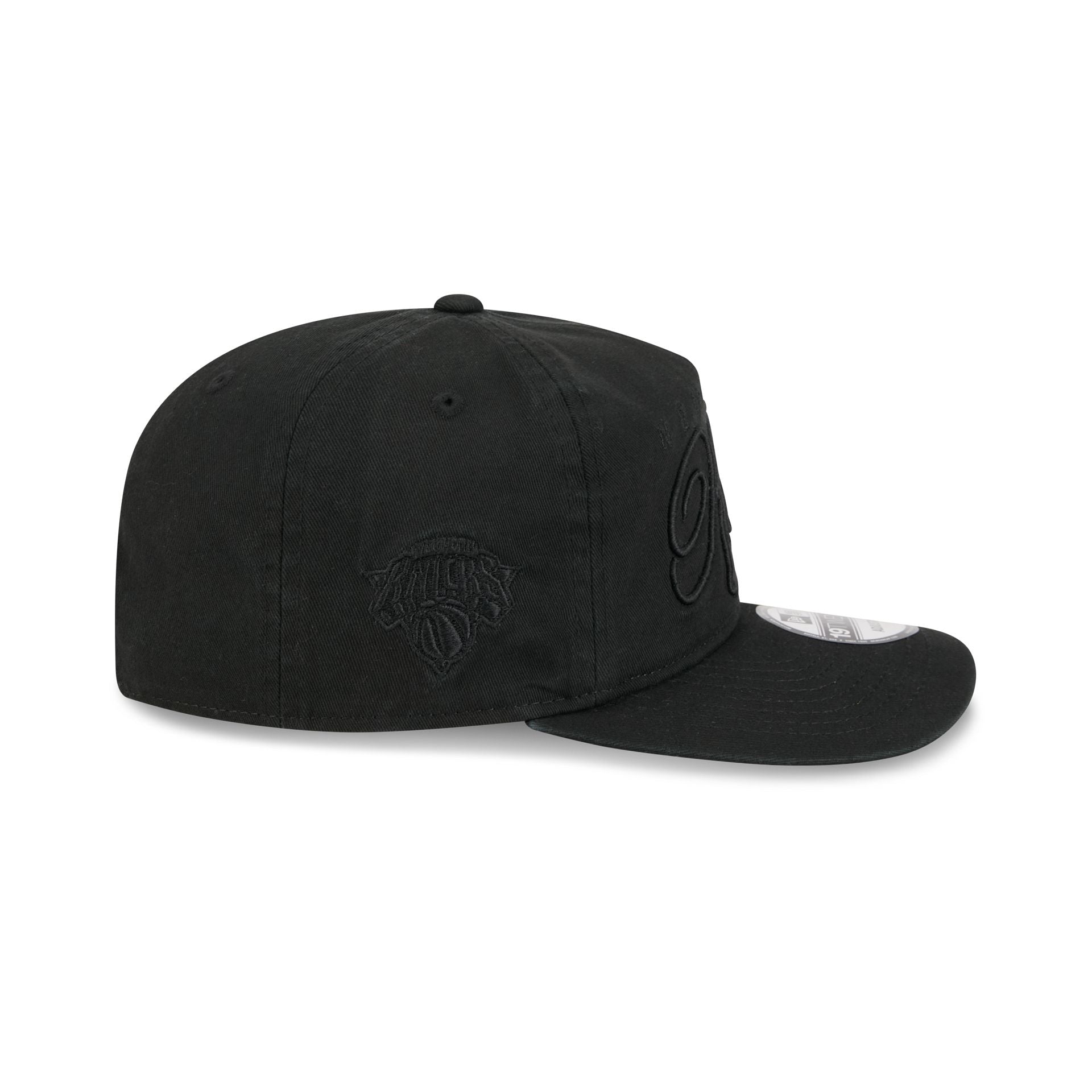 New York Knicks All Black Scripted 19TWENTY Adjustable Hat