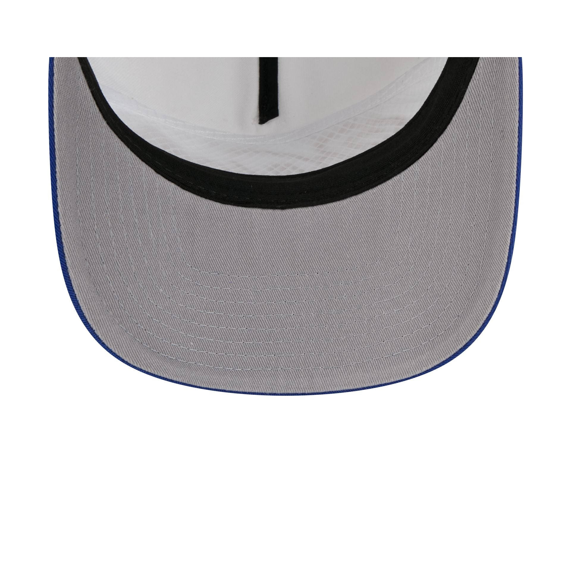 New York Knicks Gold Scripted 19TWENTY Adjustable Hat