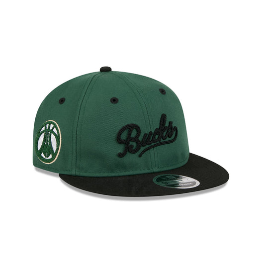 Milwaukee Bucks Chainstitch Script Retro Crown 9FIFTY Snapback Hat - New Era Cap