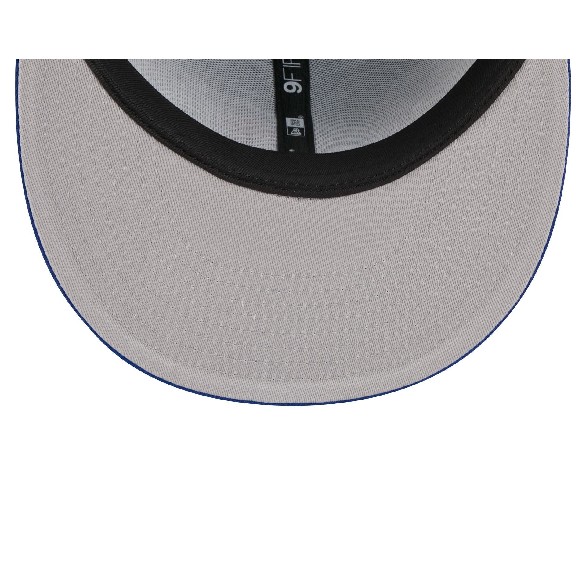 Toronto Blue Jays Bugs Bunny Swing 9FIFTY Snapback Hat