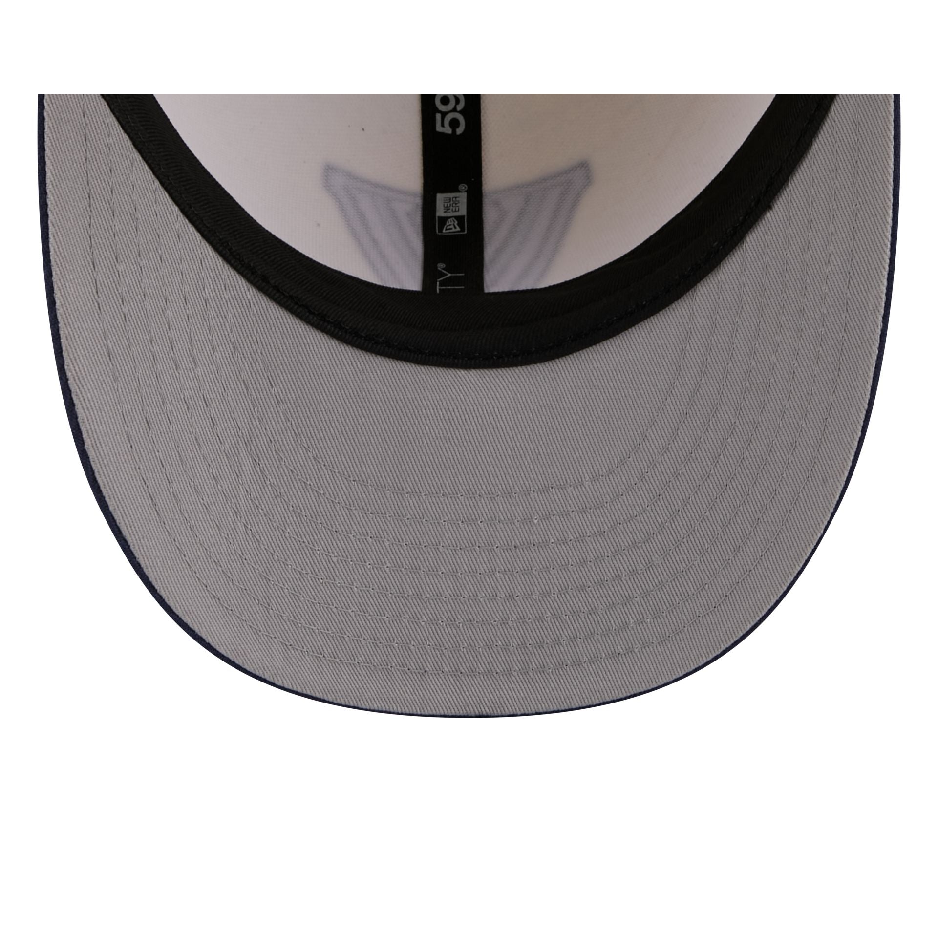 Villanova Wildcats 1985 March Madness College Vault Chrome 59FIFTY Fitted Hat