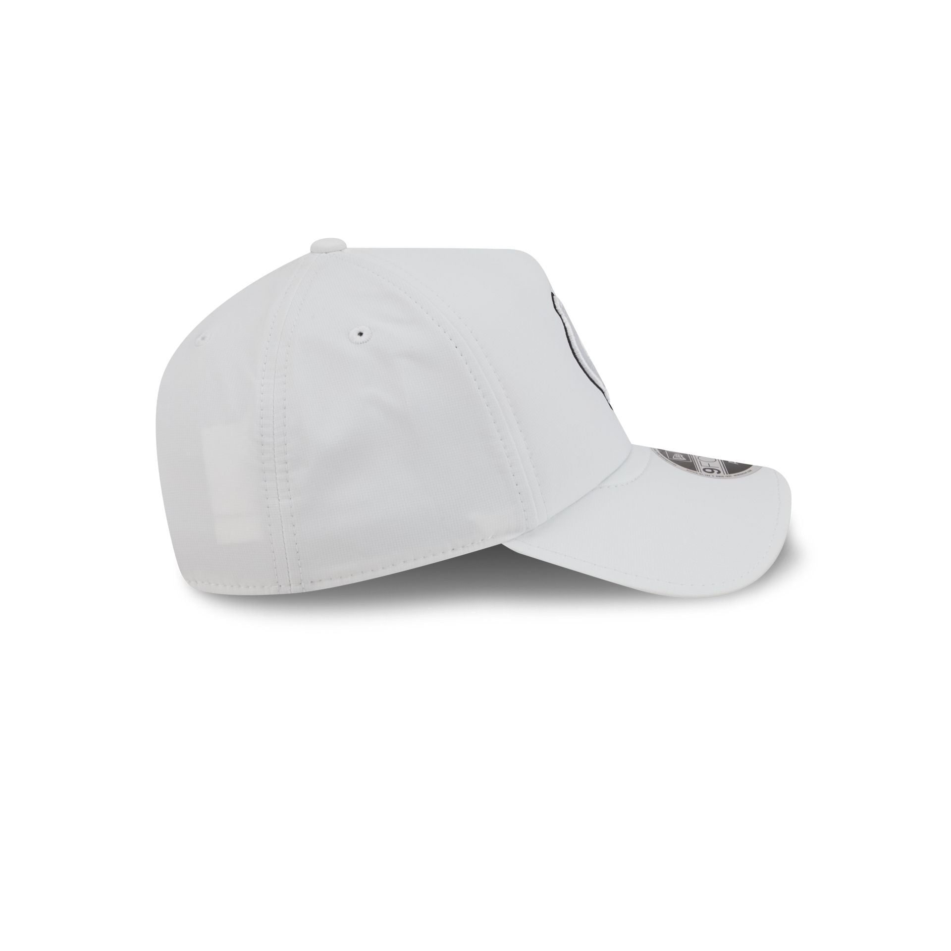 North Carolina Tar Heels White 9FORTY APEX Snapback Hat