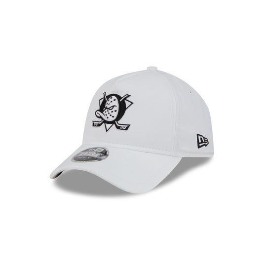 Anaheim Ducks White 9FORTY APEX Snapback Hat - New Era Cap