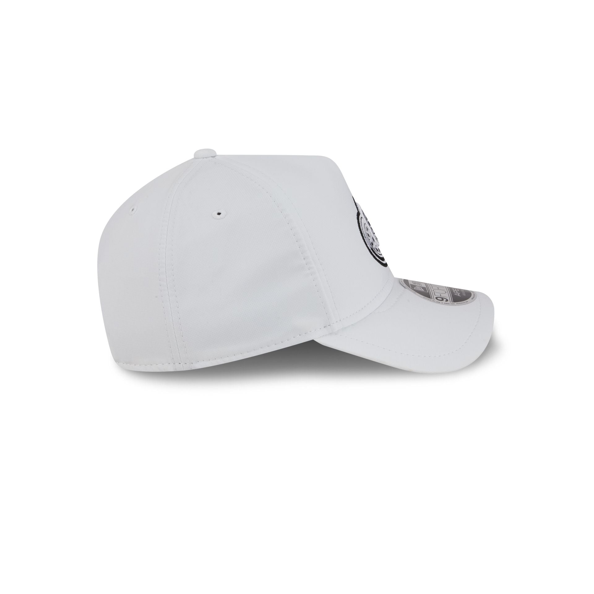 Detroit Red Wings White 9FORTY APEX Snapback Hat