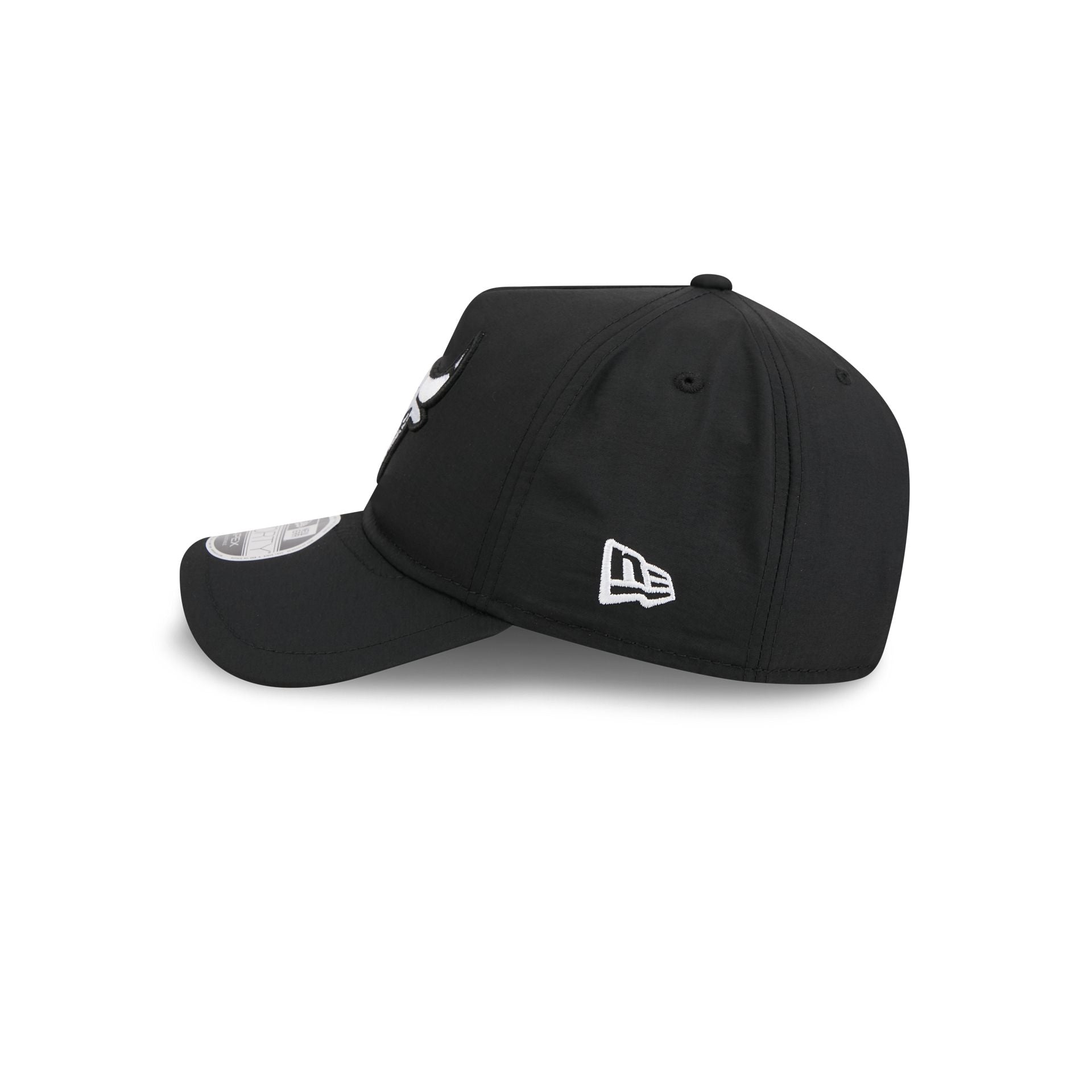 Chicago Bulls Black 9FORTY APEX Snapback Hat