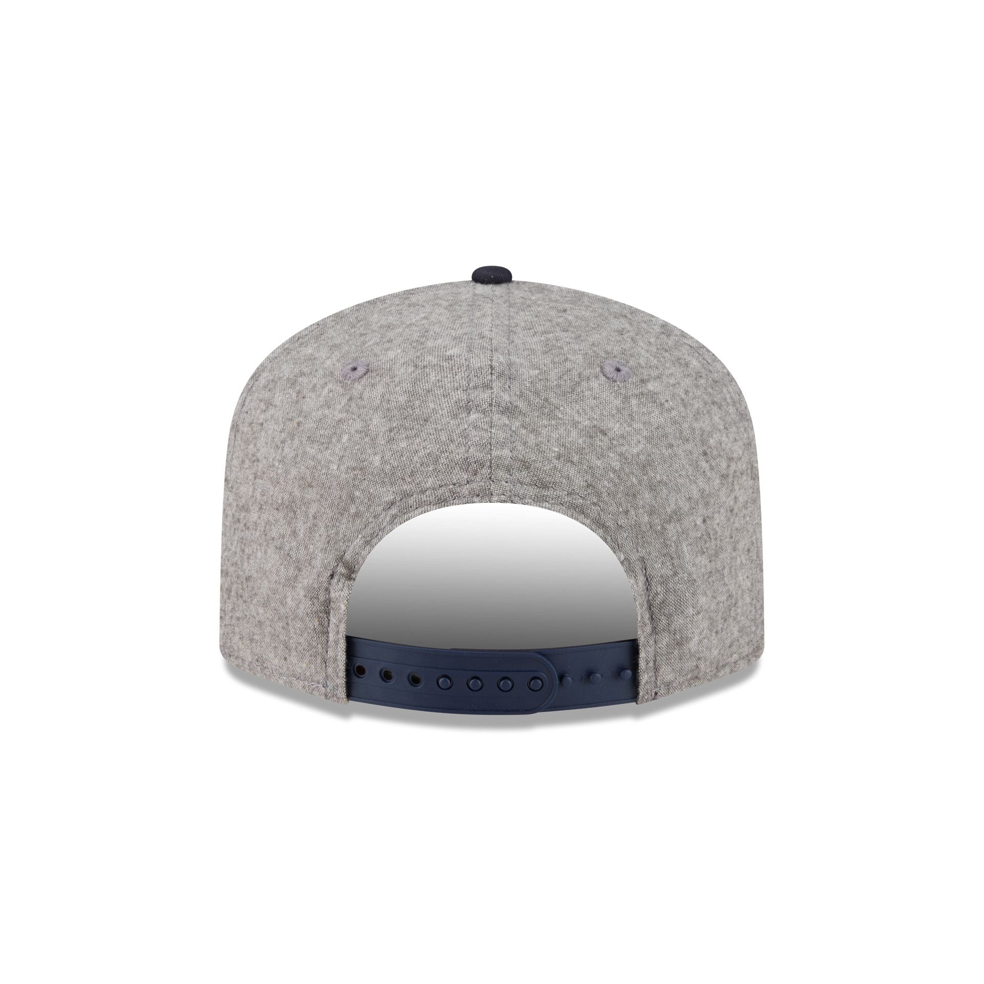 Connecticut Huskies Collegiate Two-Tone Chambray 19TWENTY Snapback Hat