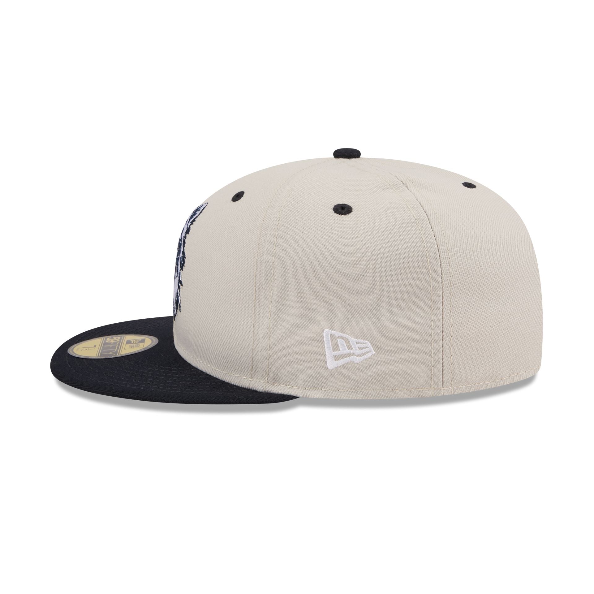 Connecticut Huskies Collegiate Two-Tone Chrome 59FIFTY Fitted Hat